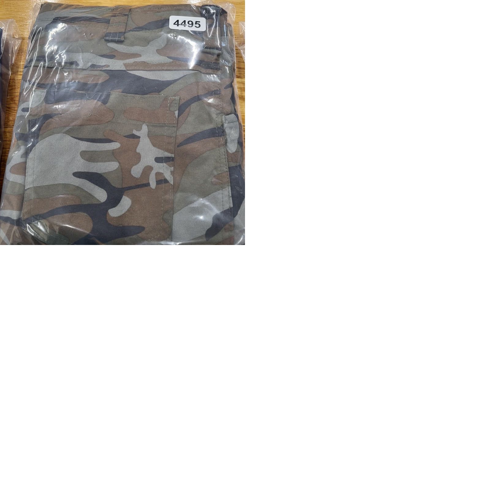 Wrangler Wrangler Outdoor Series Pants Mens 34x29.5 Brown Camo Stretch Lightweight Outdoor Cargo Pants Mens Reg/Regular Size US 34 / EU 50 - 10 Thumbnail