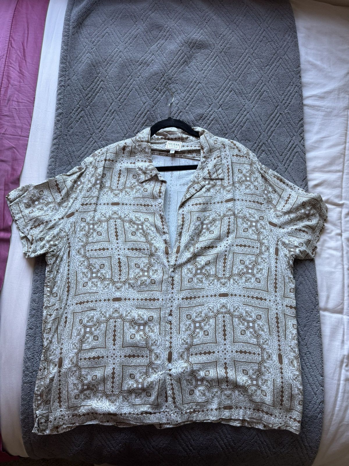Guess Guess Persian Print Silk Button Up Size US XL / EU 56 / 4 - 1 Thumbnail