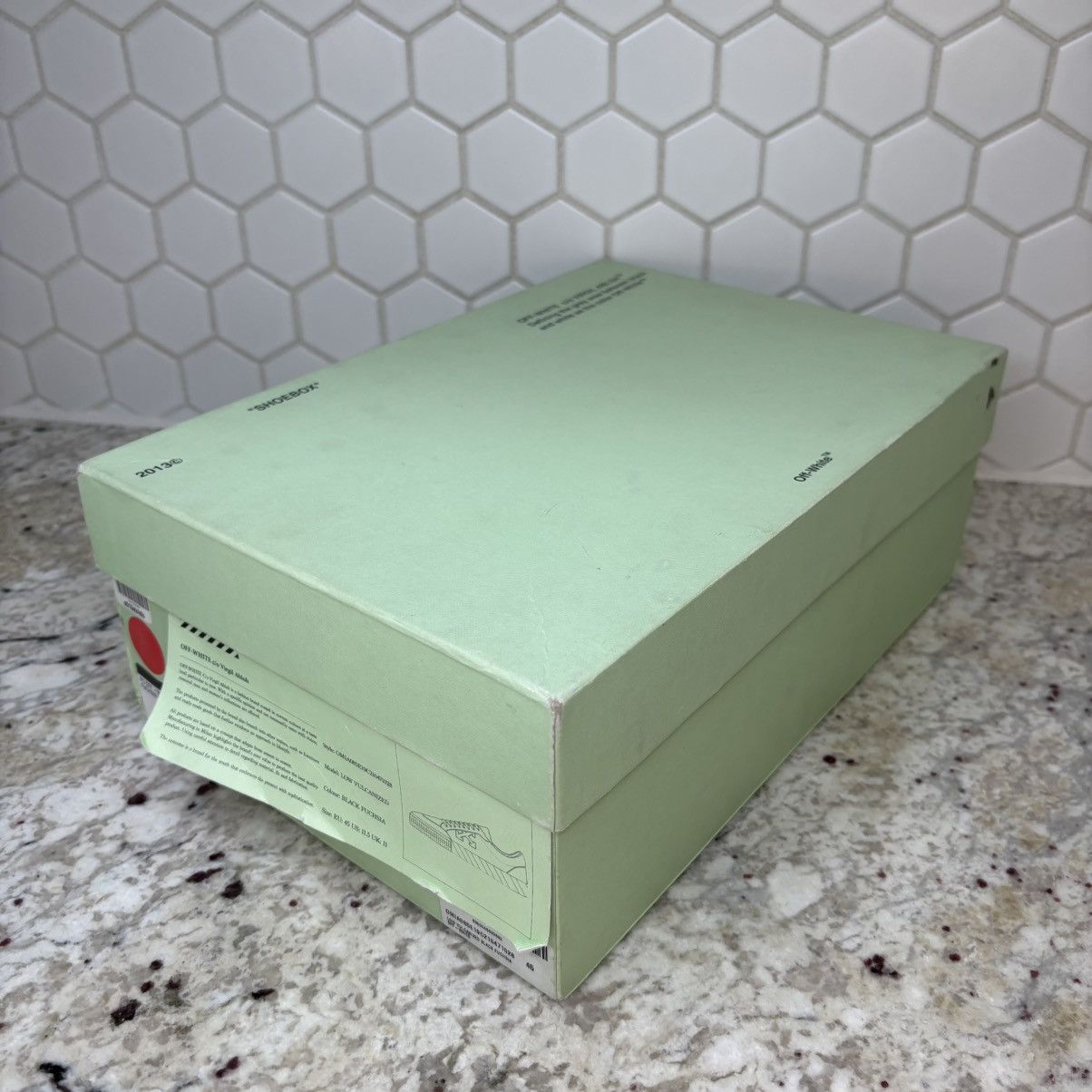 Off-White Size 11/45 EU-Off-White Vulc Low Black Fuchsia Clean W Box Size US 11 / EU 44 - 20 Thumbnail