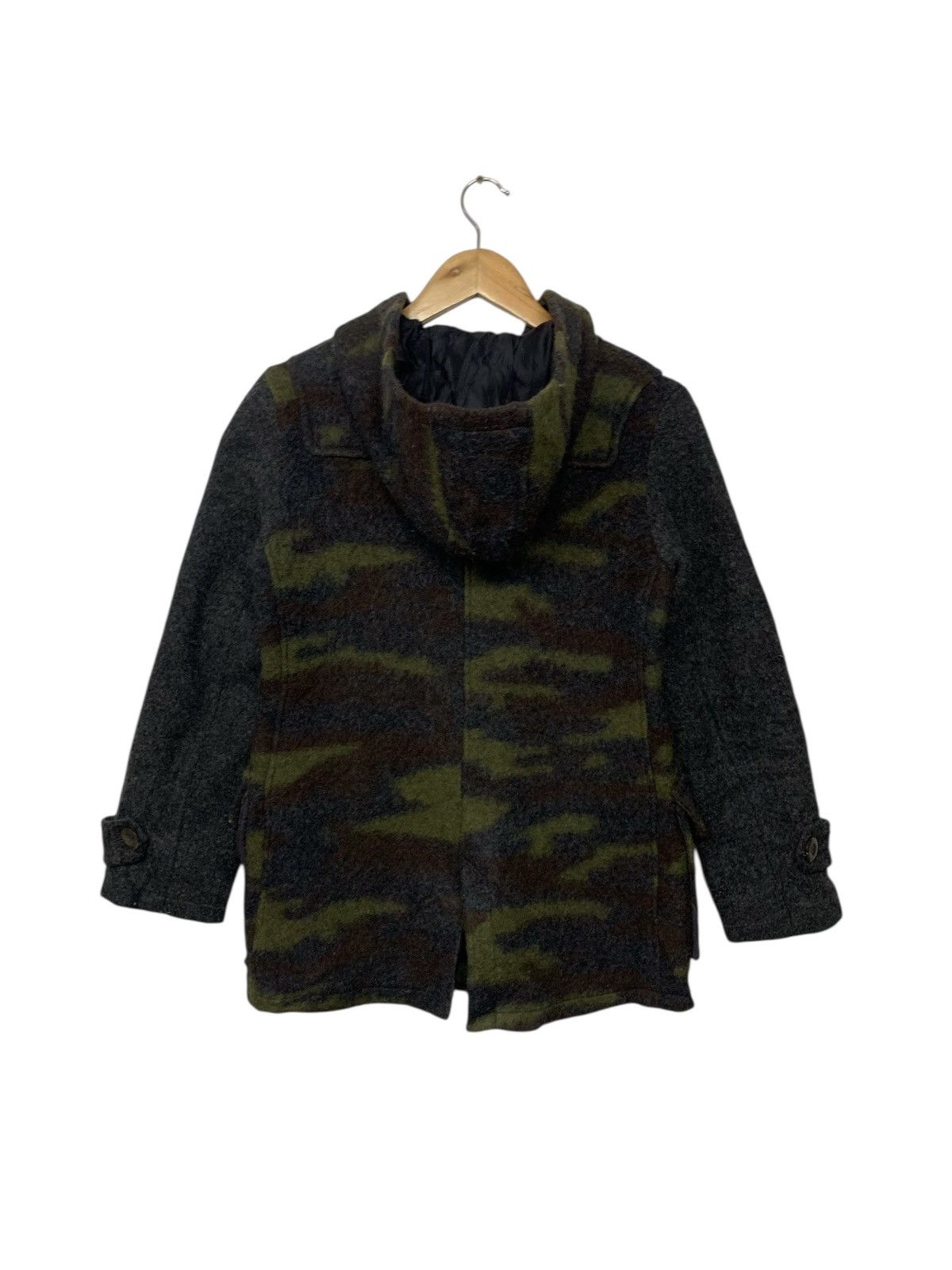 Avirex Rare Avirex Camo Heavy Jacket Hoodie Zipper Down Size US M / EU 48-50 / 2 - 4 Thumbnail