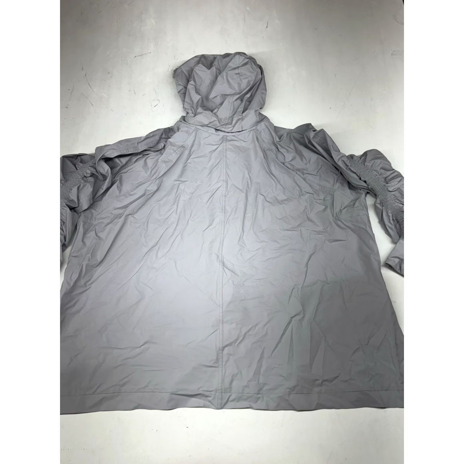 Fabletics Fabletics Oversized Rain Jacket Wind Resistant Gray Mid-Length Removable Hood Size M / US 6-8 / IT 42-44 - 7 Thumbnail