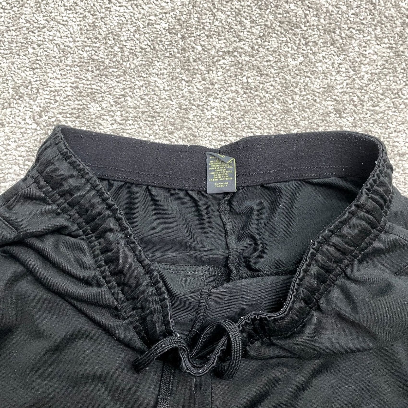 Vintage Xersion Active Pants Mens M Black Straight Ankle Zip Elastic Outdoor 28x31 Pants Size US 31 - 4 Thumbnail