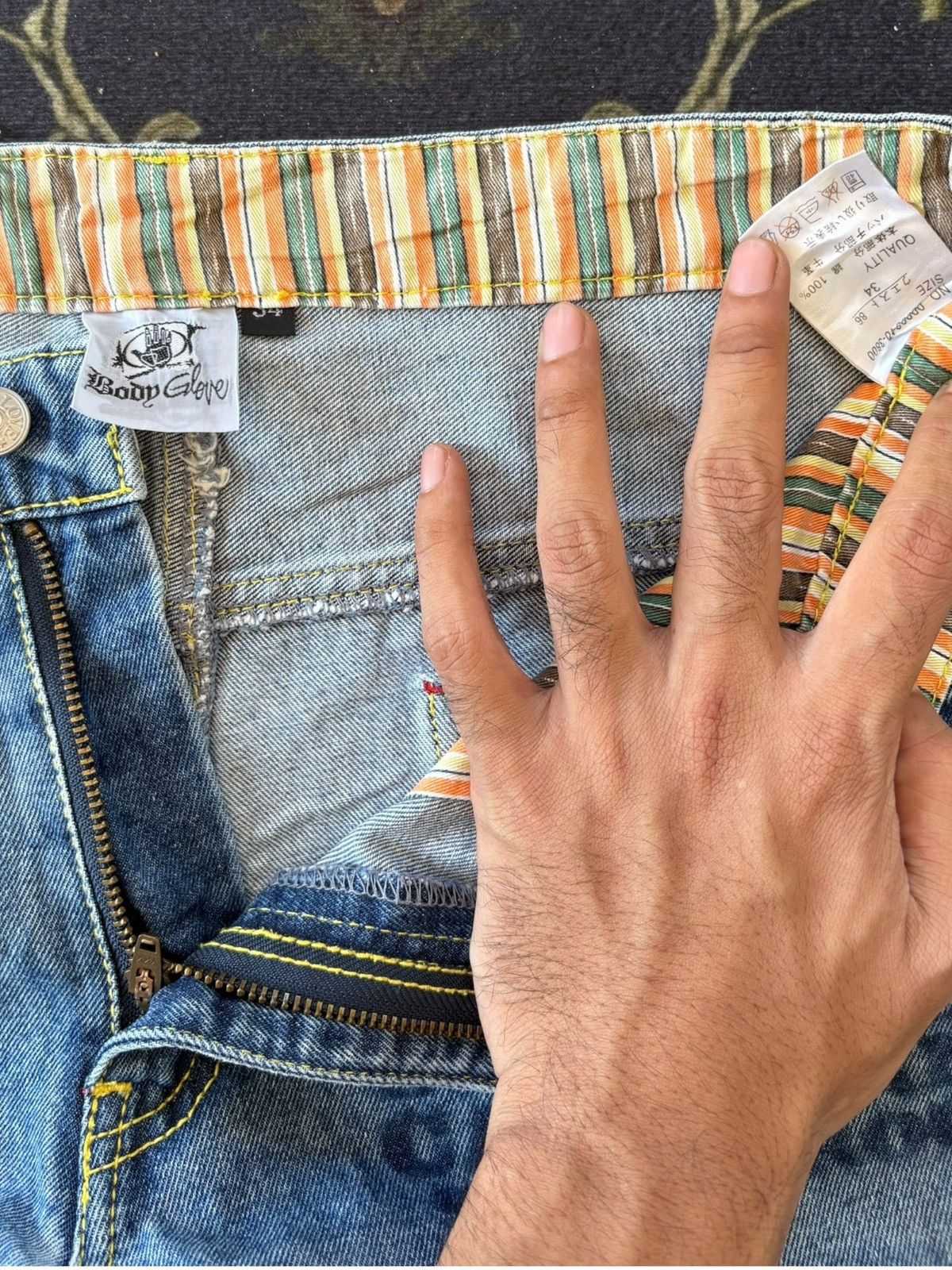 Body Glove Vintage Body Glove California Painted Distress Baggy Jeans Size US 34 / EU 50 - 5 Thumbnail