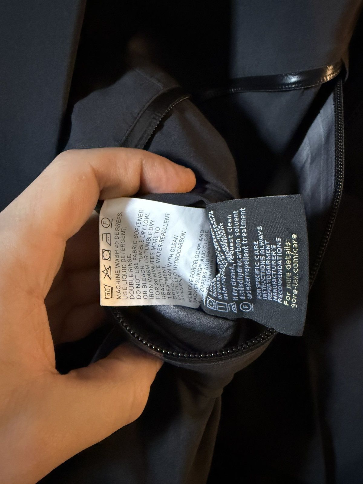 Acronym Acronym J1a-GT 2.2 black medium Size US M / EU 48-50 / 2 - 6 Thumbnail