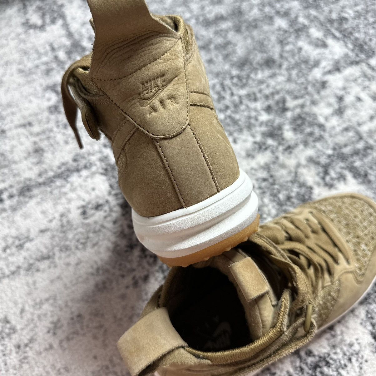 Nike NIKE LUNAR FORCE 1 FLYKNIT WORKBOOT GOLDEN BEIGE Size US 8 / EU 41 - 13 Thumbnail