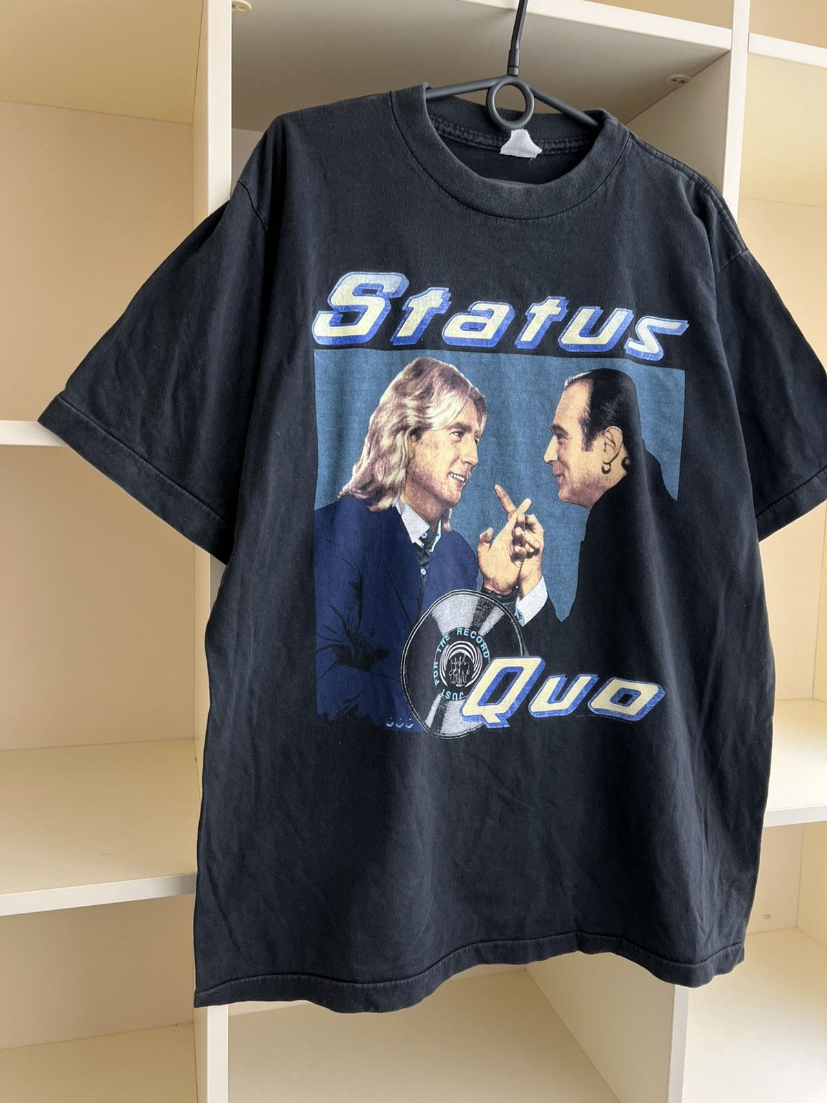 Band Tees Vintage 1993 Status Quo Band Tee Rock T-Shirt size XL Size US XL / EU 56 / 4 - 4 Thumbnail
