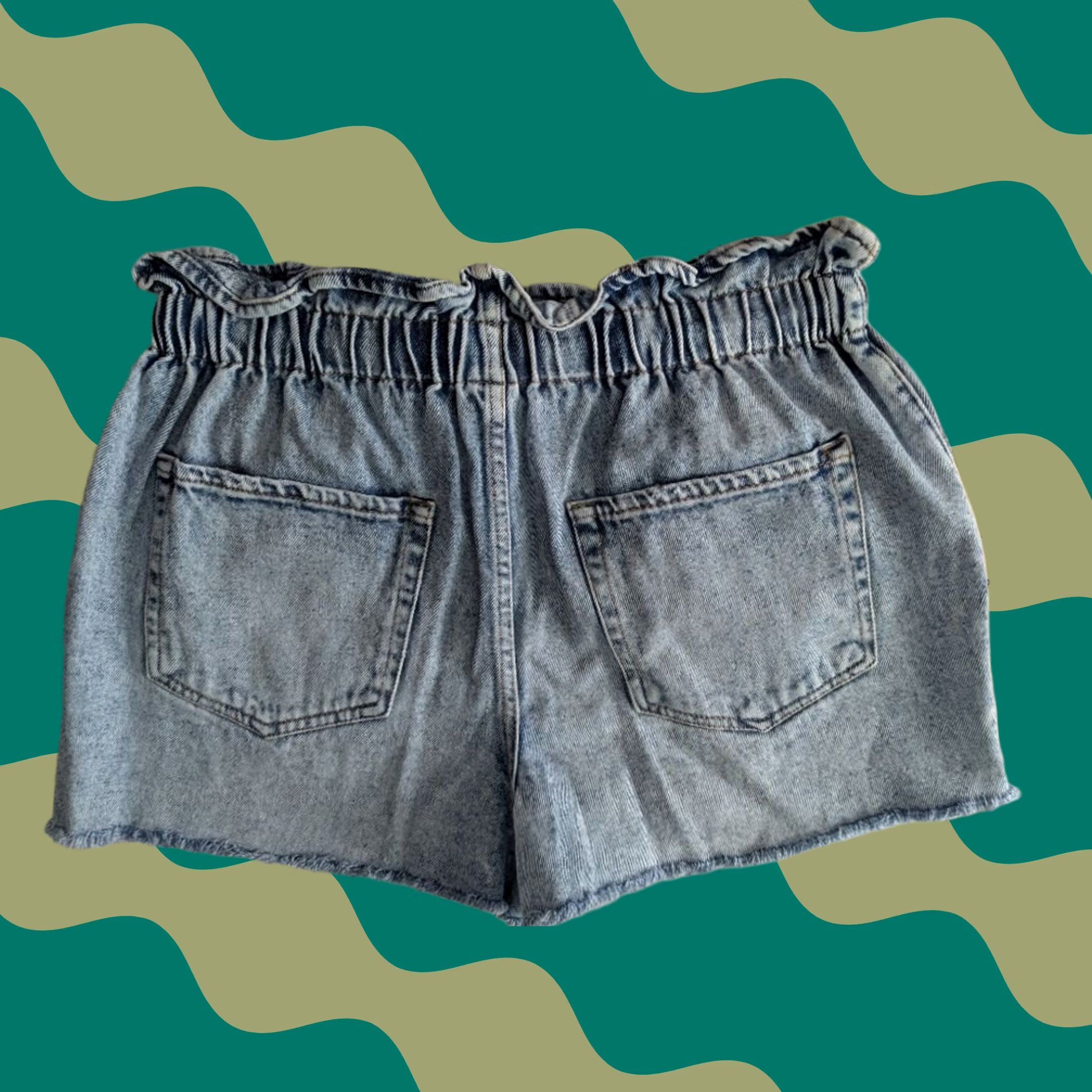Vintage VINTAGE Wild Fable Paper Bag Drawstring Shorts Women's M Raw Hem Light Wash EUC Shorts Blue Womens M Size 32" / US 10 / IT 46 - 1 Thumbnail