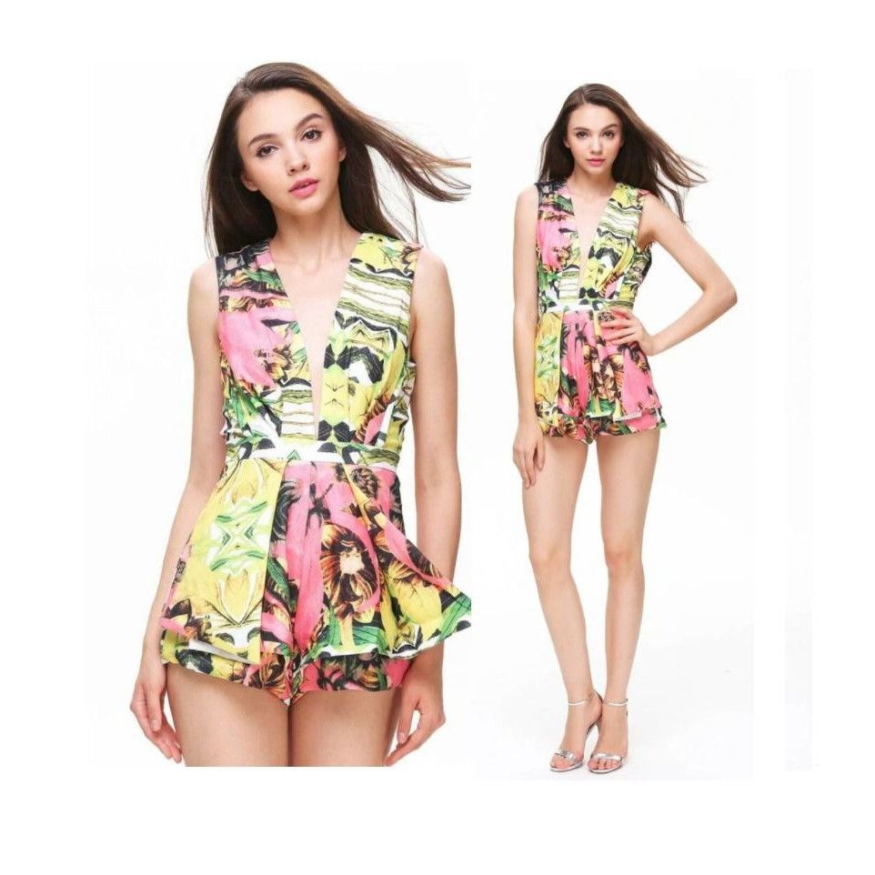 Other ❤️Sexy Floral Tropical V-Neck Romper Elegant Summer Sleevele Size L / US 10 / IT 46 - 1 Thumbnail