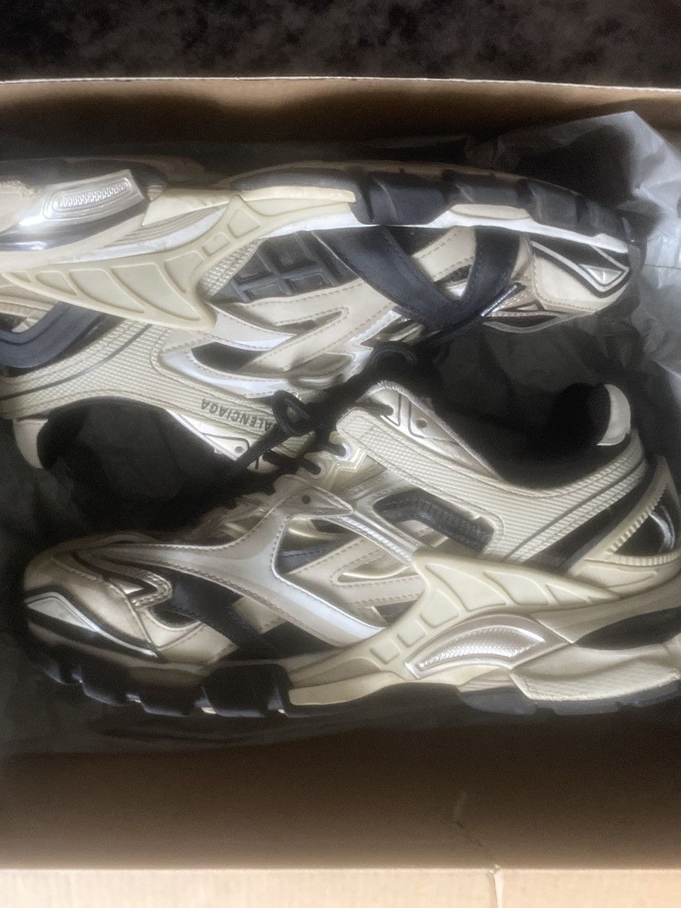 Balenciaga Balenciaga Tracks 2.0 Breige - Mens SZ 9 Size US 9 / EU 42 - 8 Thumbnail