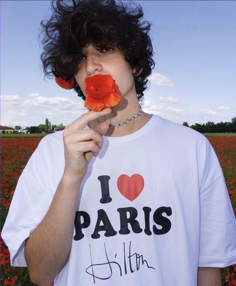 GRAIL! New Vetements “I Love Paris Hilton” White Tee Large