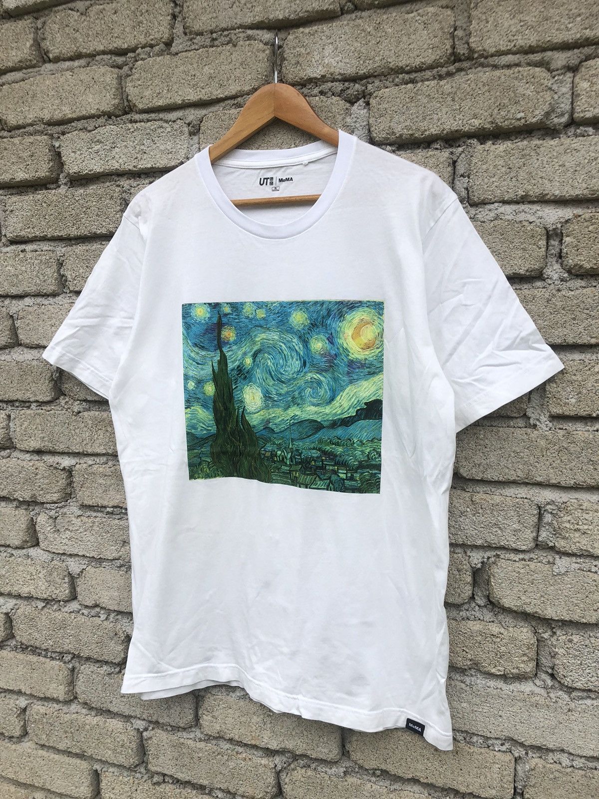 Japanese Brand UT X MoMA Vincent Van Gogh Art Tshirt Size US XL / EU 56 / 4 - 2 Thumbnail