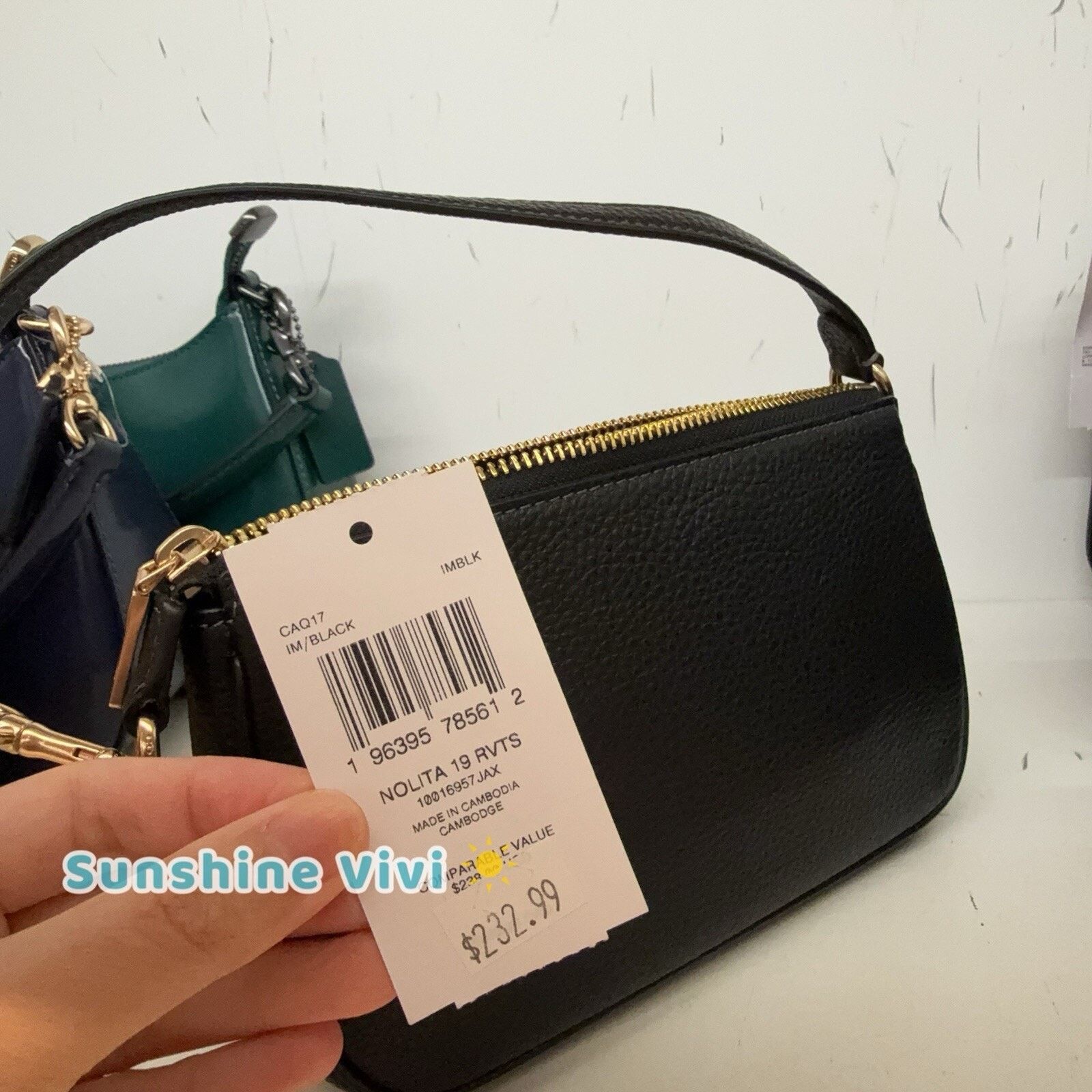 Coach NWT COACH Nolita Rivers 19 Wristlet Leather Gold/Black CAQ17 Size ONE SIZE - 5 Thumbnail