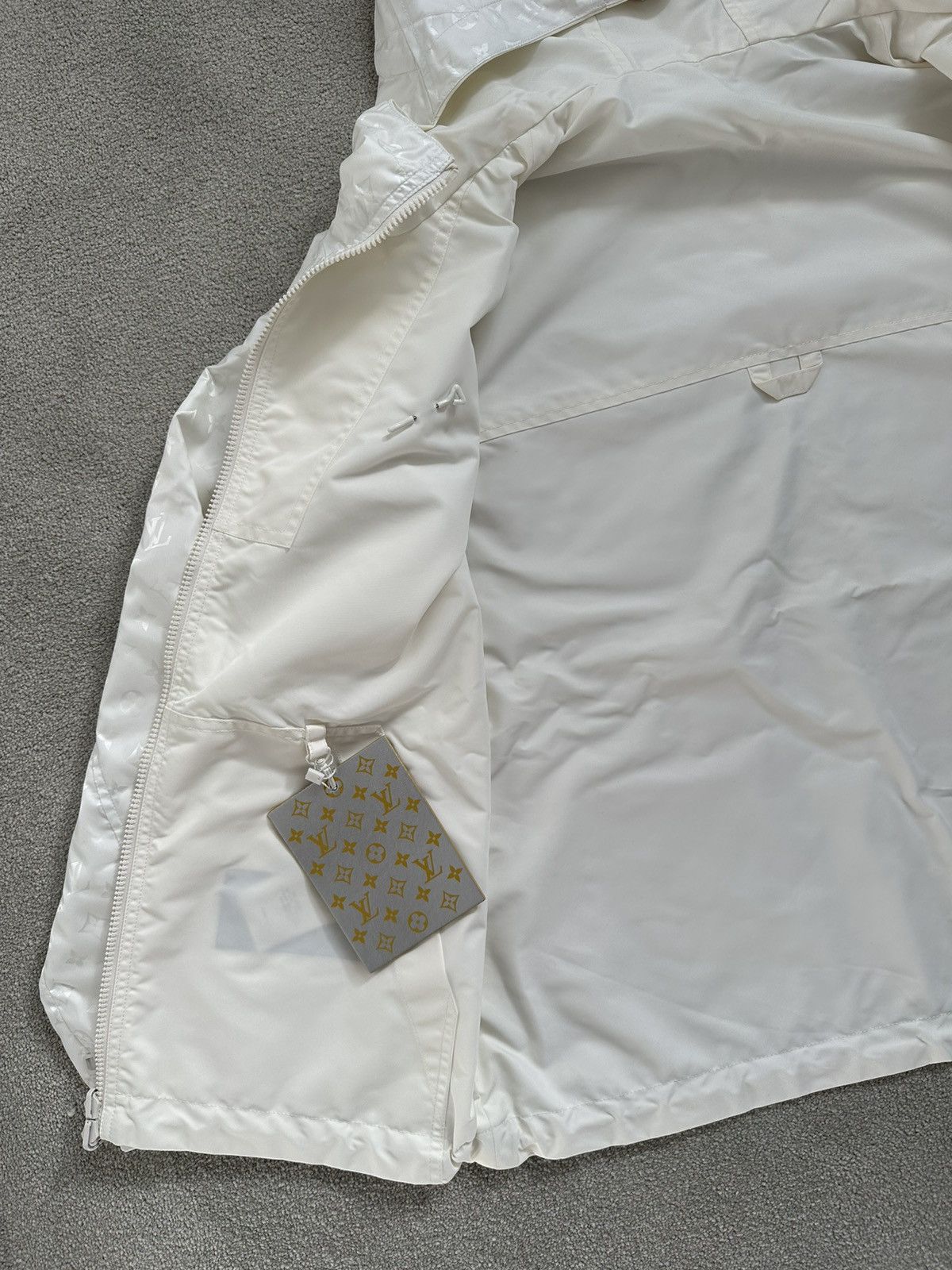 Louis Vuitton Louis Vuitton LVSE Monogram Reversible Windbreaker Size US S / EU 44-46 / 1 - 3 Thumbnail