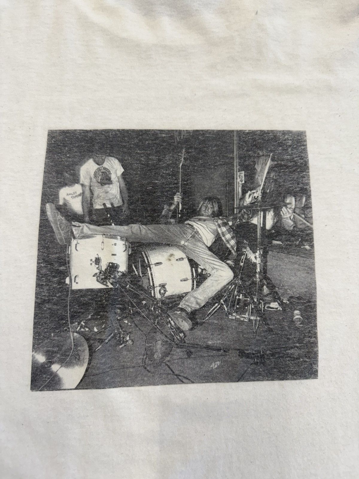Nirvana 90’s Nirvana Kurt Cobain Bleach Bootleg Distressed Faded Tee Size US XL / EU 56 / 4 - 8 Thumbnail