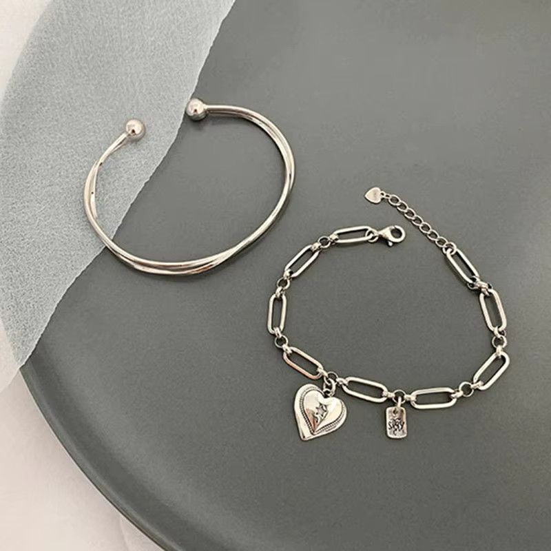 Jewelry LOVE Heart Bracelets Size ONE SIZE - 1 Thumbnail