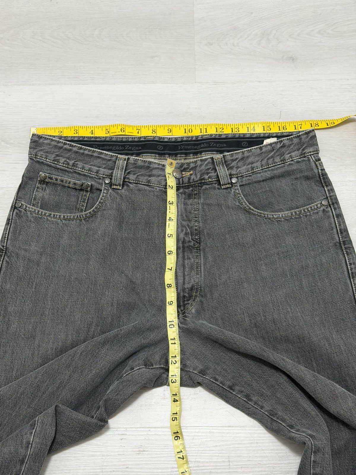 Ermenegildo Zegna Ermenegildo Zegna Straight Leg Jeans Size 36 Made in Italy Size US 36 / EU 52 - 12 Thumbnail