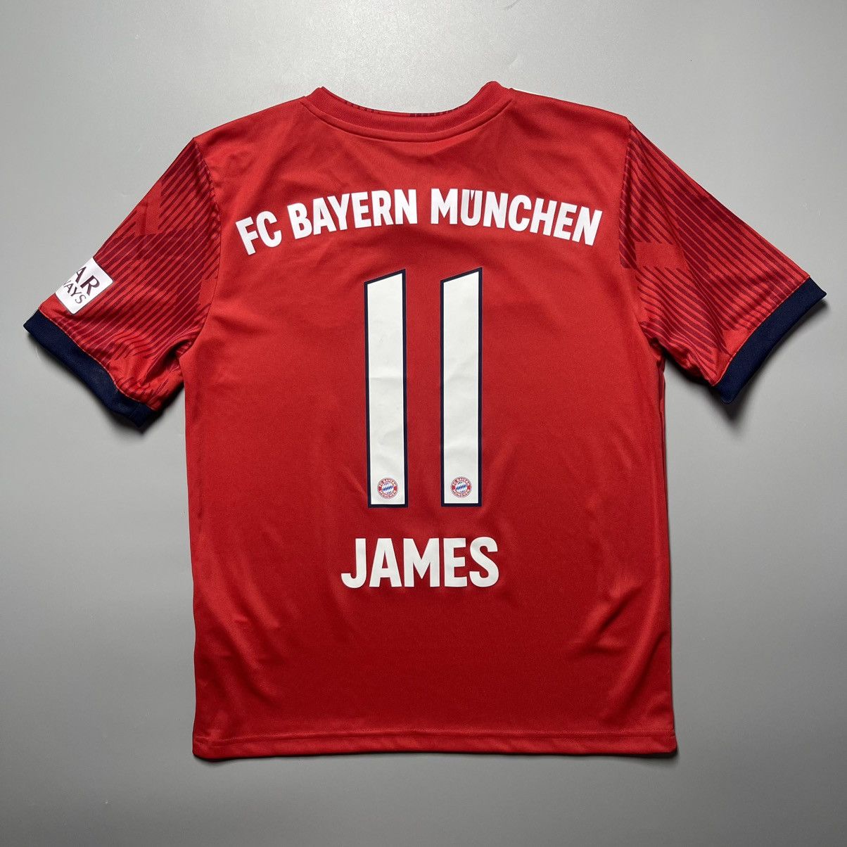 Adidas L KIDS SIZE BAYERN ADIDAS 2018/2019 SOCCER JERSEY #11 JAMES Size US XS / EU 42 / 0 - 1 Thumbnail
