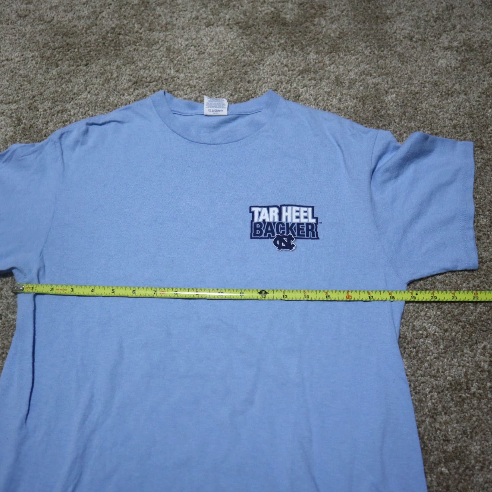 Delta NCAA "Friends Don't Let Friends Wear Red..." Tar Heel Backer Blue T Shirt Medium Mens Size US M / EU 48-50 / 2 - 3 Thumbnail