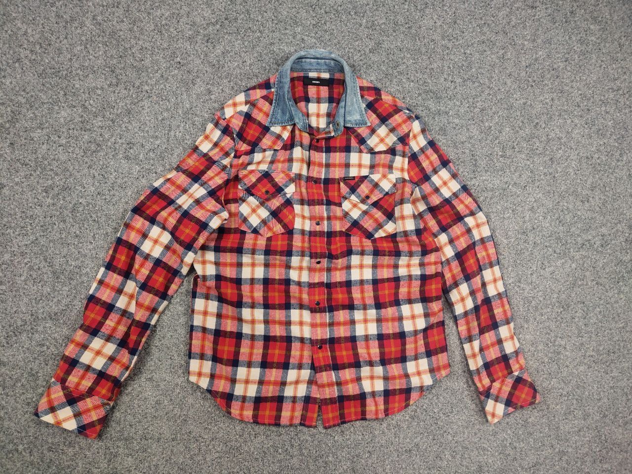 Diesel Diesel Vintage American style Flannel shirt red Long sleeve Size US M / EU 48-50 / 2 - 9 Thumbnail