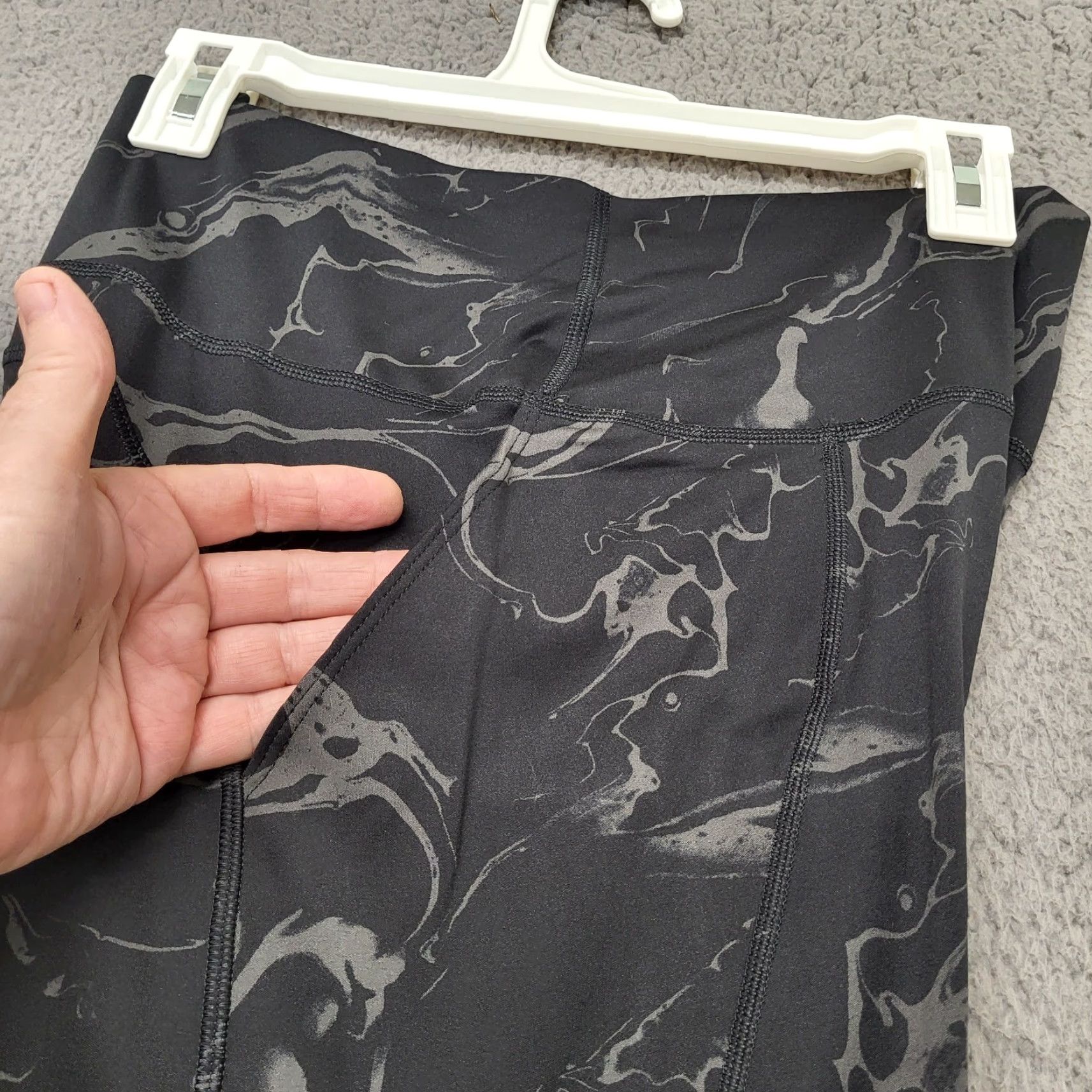 Vintage All in Motion Leggings Womens XL HIGH-RISE 7/8 Jet Black Quick Dry NWT Cross Training Gym Yoga Athletic Slim Skinny Size 40" / US 18 - 7 Thumbnail