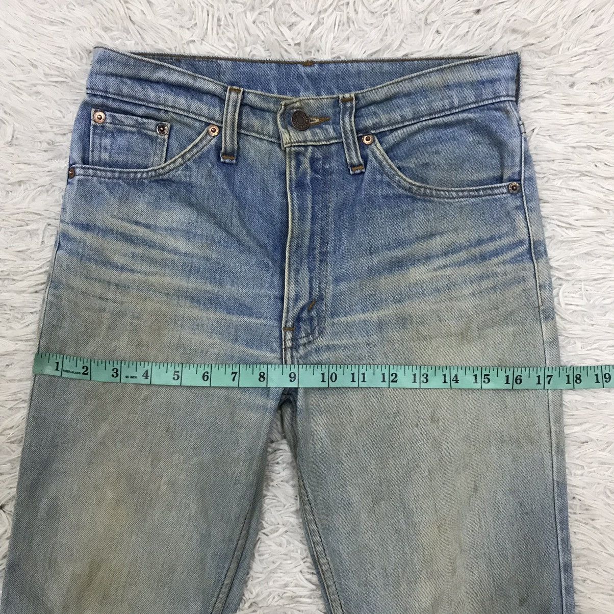 Vintage Levis Lot 506 Distressed Denim Jeans