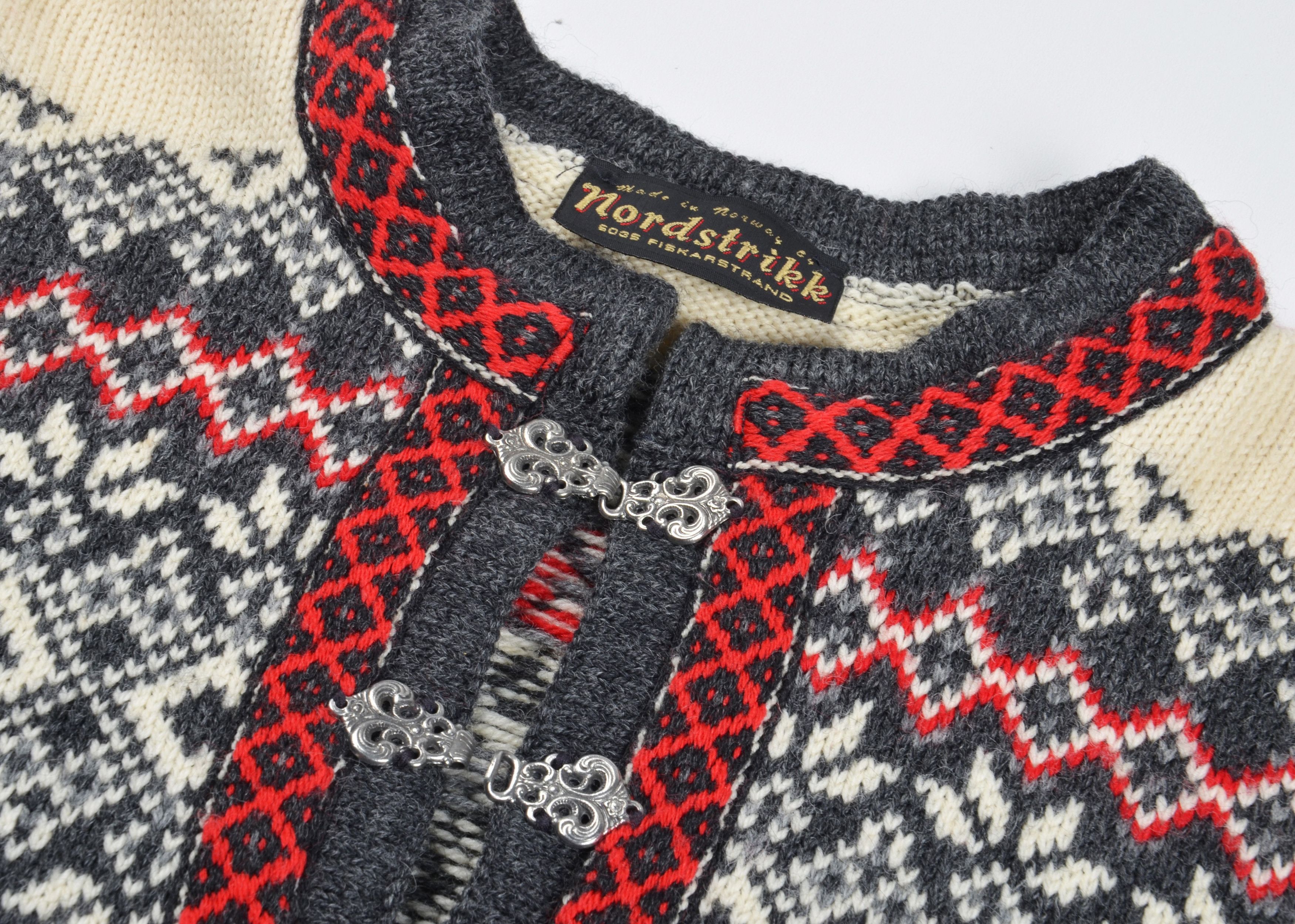 Other Vintage Nordstrikk Nordic Wool Knit Clasp Sweater Size US L / EU 52-54 / 3 - 5 Thumbnail