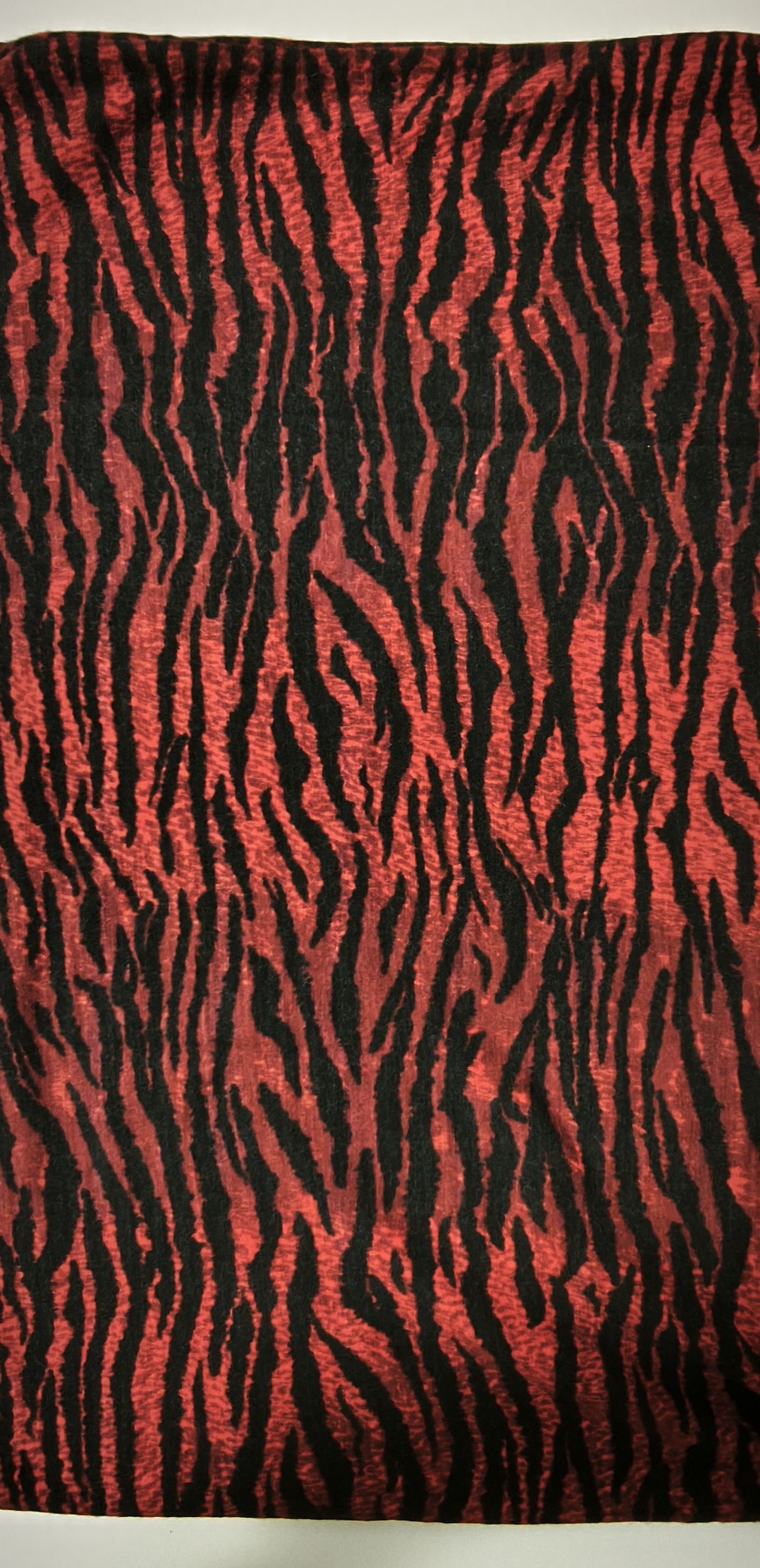 Kenzo Red wool T-shirt with tiger print Size US M / EU 48-50 / 2 - 18 Thumbnail