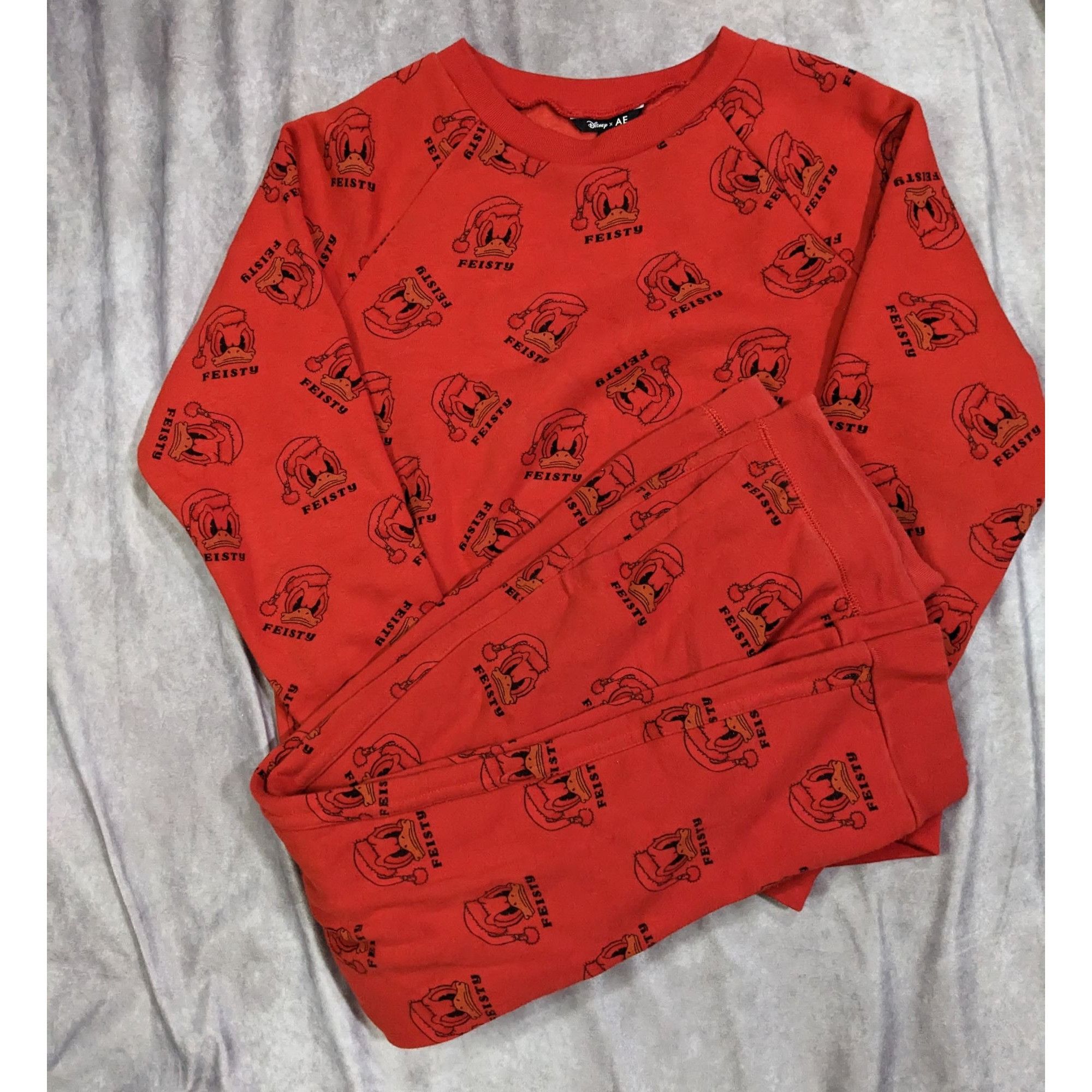 American Eagle Outfitters × Disney Disney X AE Feisty Donald Duck Holiday Sweat Set Size 31" - 14 Thumbnail