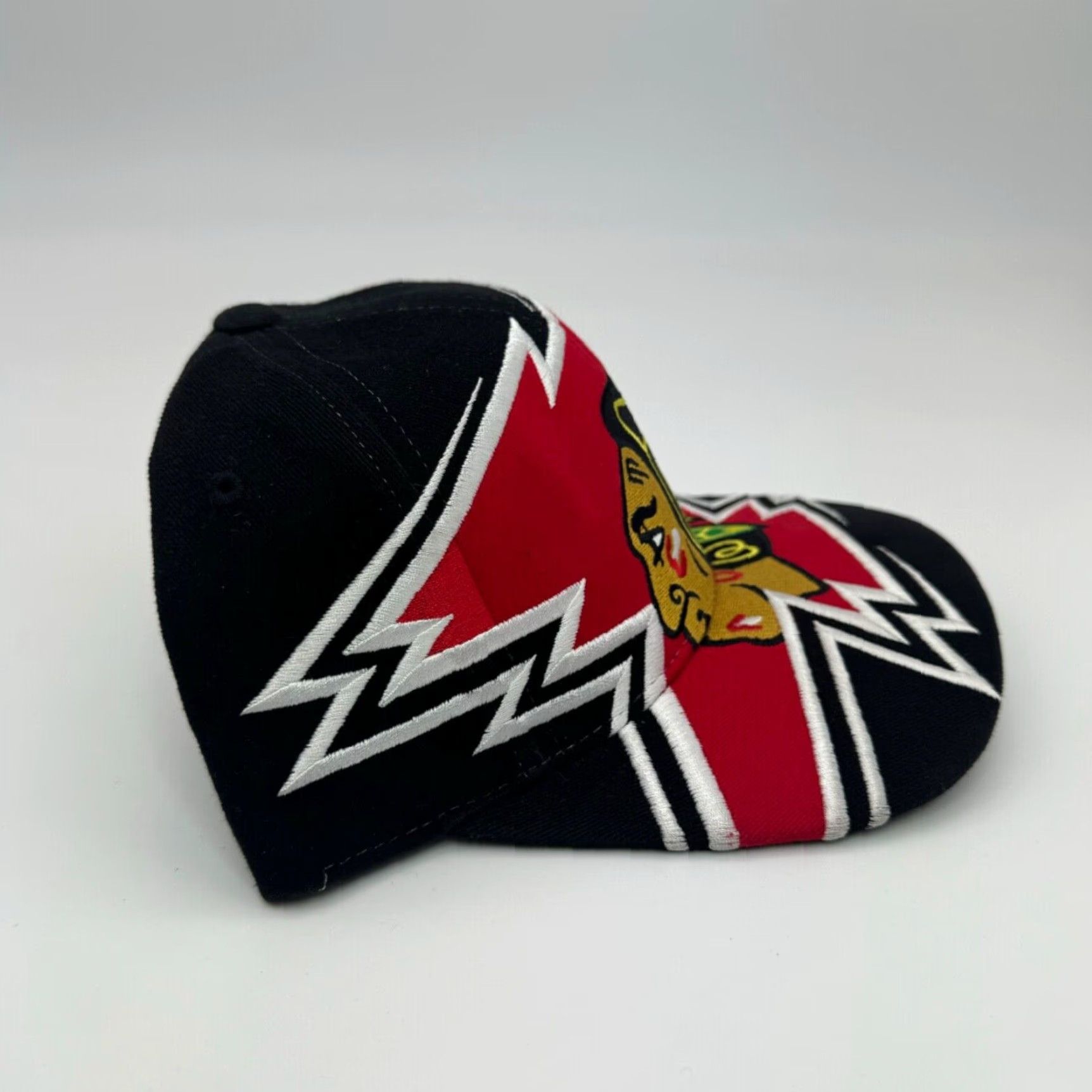 American Needle VINTAGE American Needle Chicago Blackhawks Snapback Hat Adjustable Black 90s NHL Retro Size ONE SIZE - 4 Thumbnail