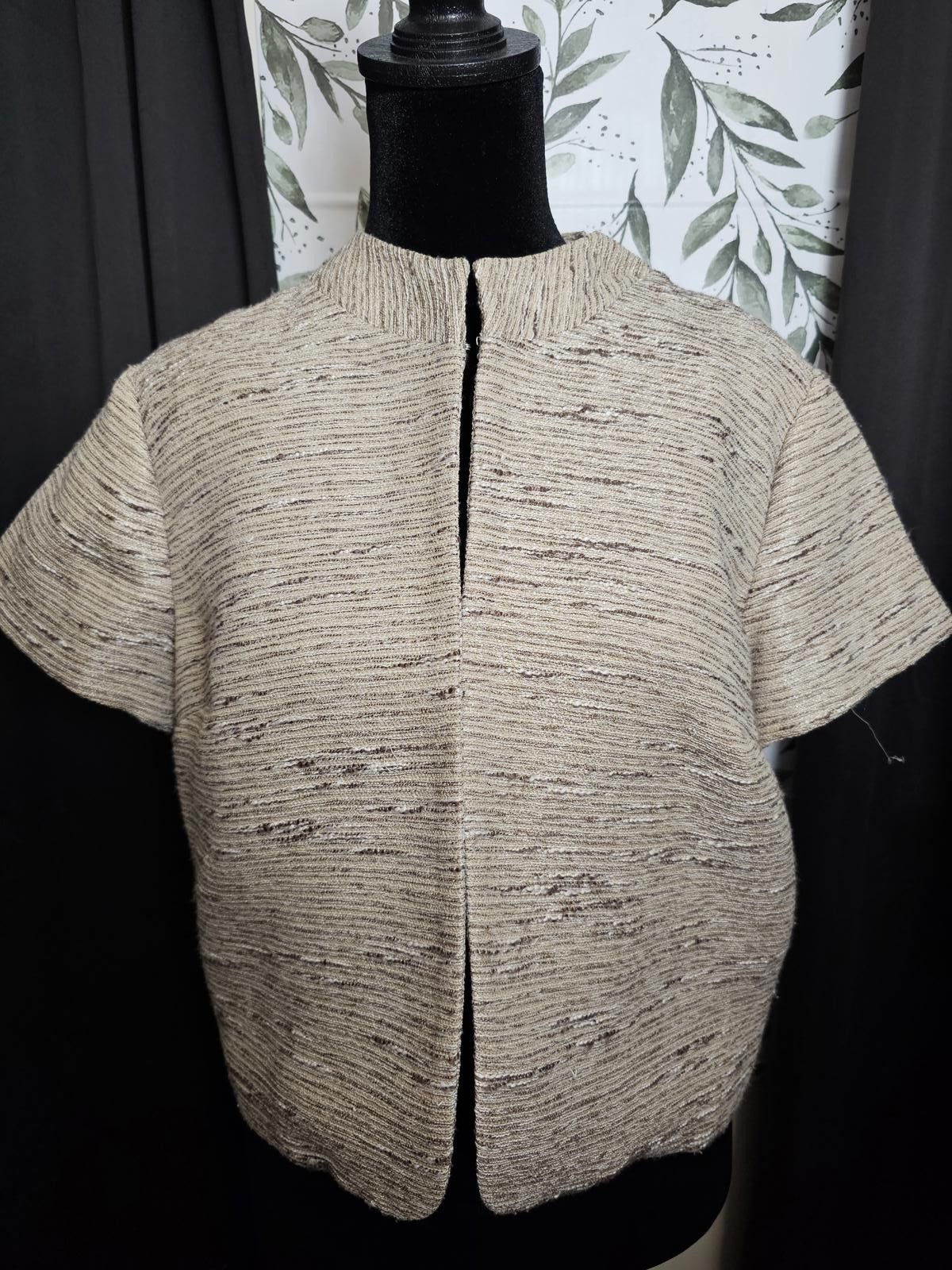 Other Womens Beige Textured Short Sleeve Jacket Size M / US 6-8 / IT 42-44 - 1 Thumbnail