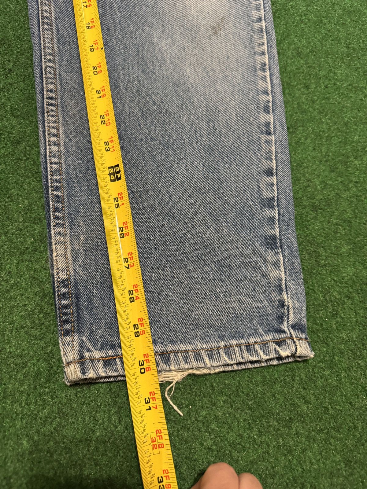 Levi's × Vintage Vtg 90s Levi’s 560 Loose Baggy Grunge Distressed Skater Jean Size US 34 / EU 50 - 7 Thumbnail