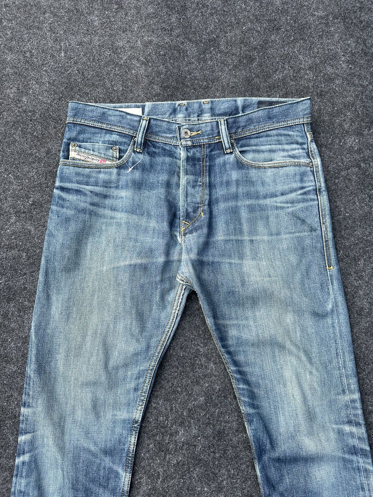 Diesel × Vintage Diesel Turbo Faded Washed Distressed Denim D2 Size US 32 / EU 48 - 2 Thumbnail