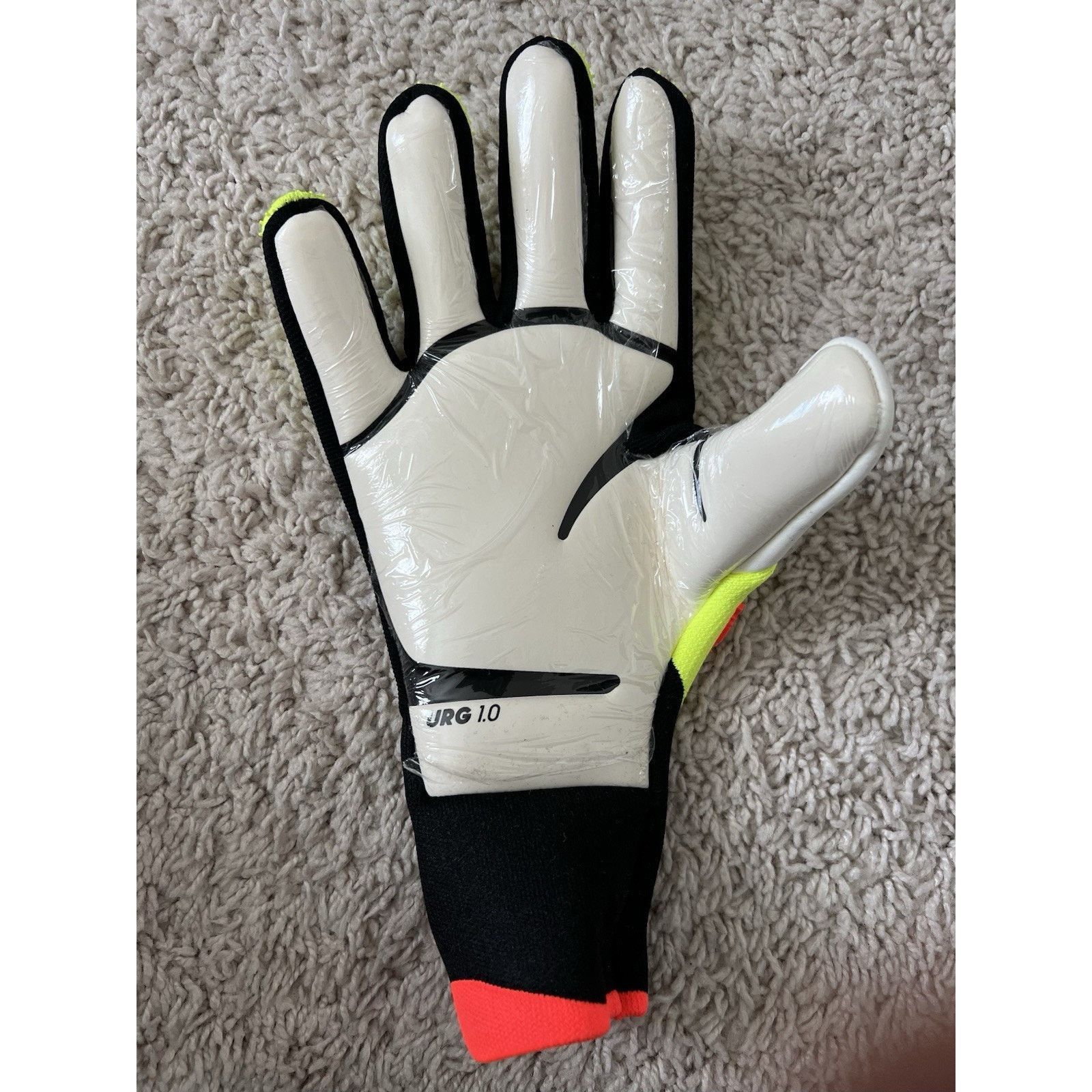 Adidas adidas PREDATOR PRO GL P GOALKEEPER Gloves Solar Yellow Size ONE SIZE - 7 Thumbnail
