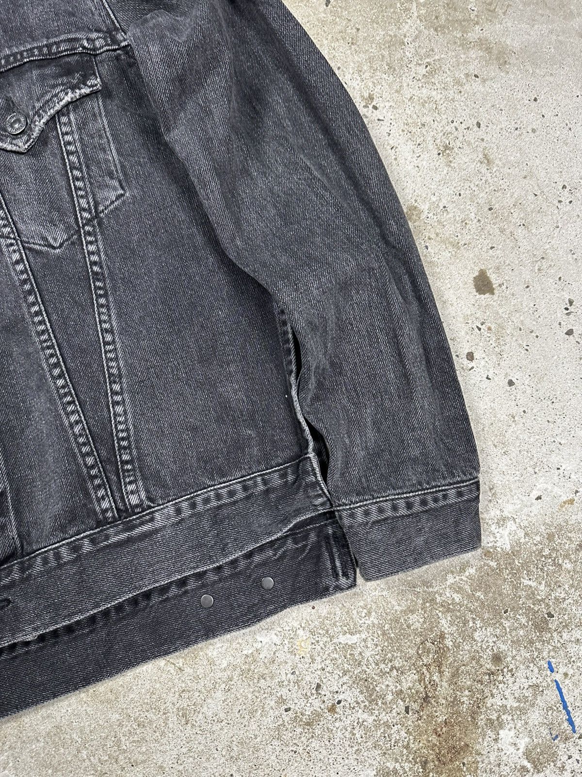 Citizens Of Humanity Citizens of Humanity LA Washed Black Denim Trucker Jacket Size US S / EU 44-46 / 1 - 4 Thumbnail
