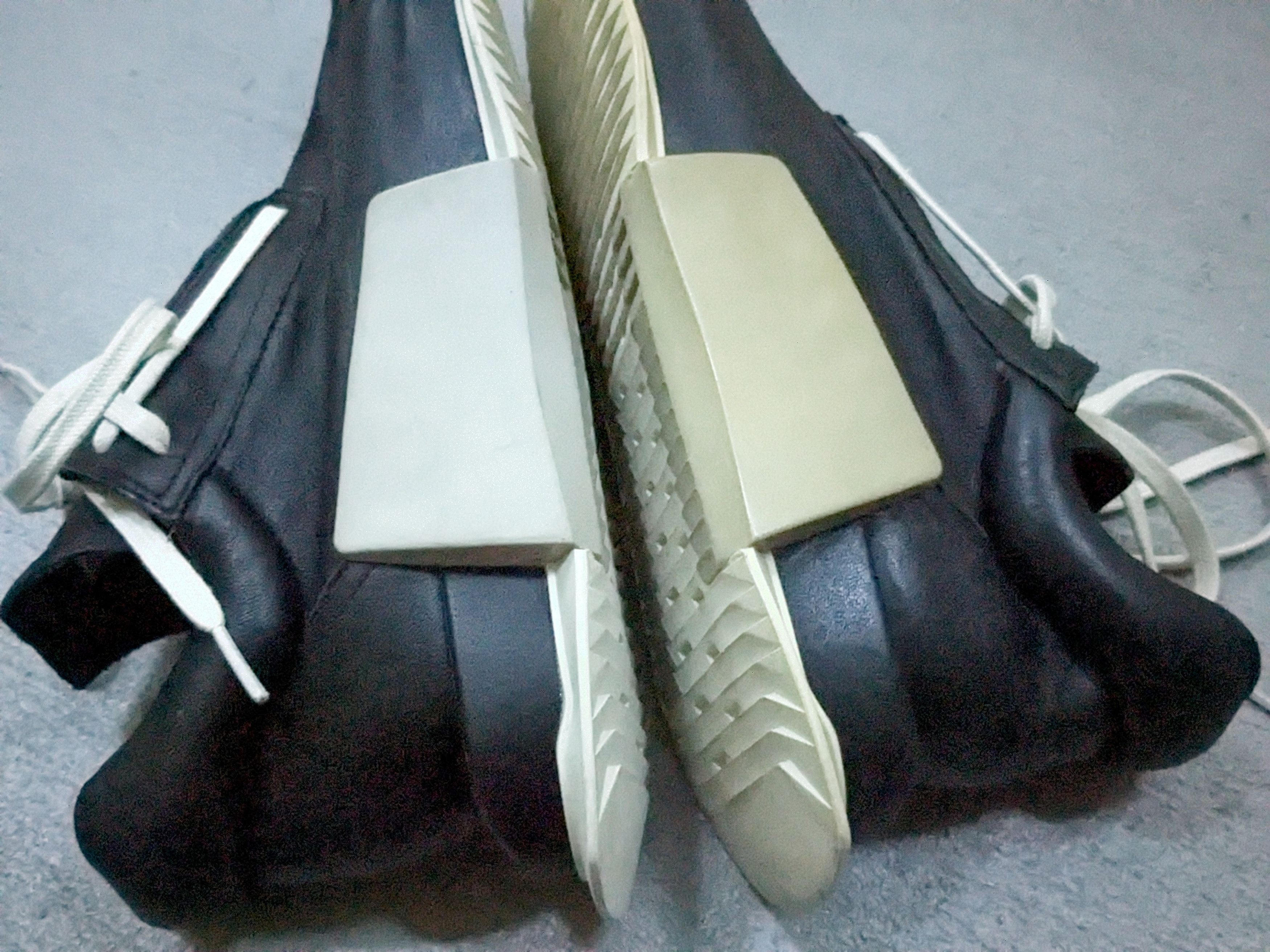 Adidas × Rick Owens Adidas x Rick Owens Level Runner Size 8.5 Black S81141 Size US 8.5 / EU 41-42 - 7 Thumbnail