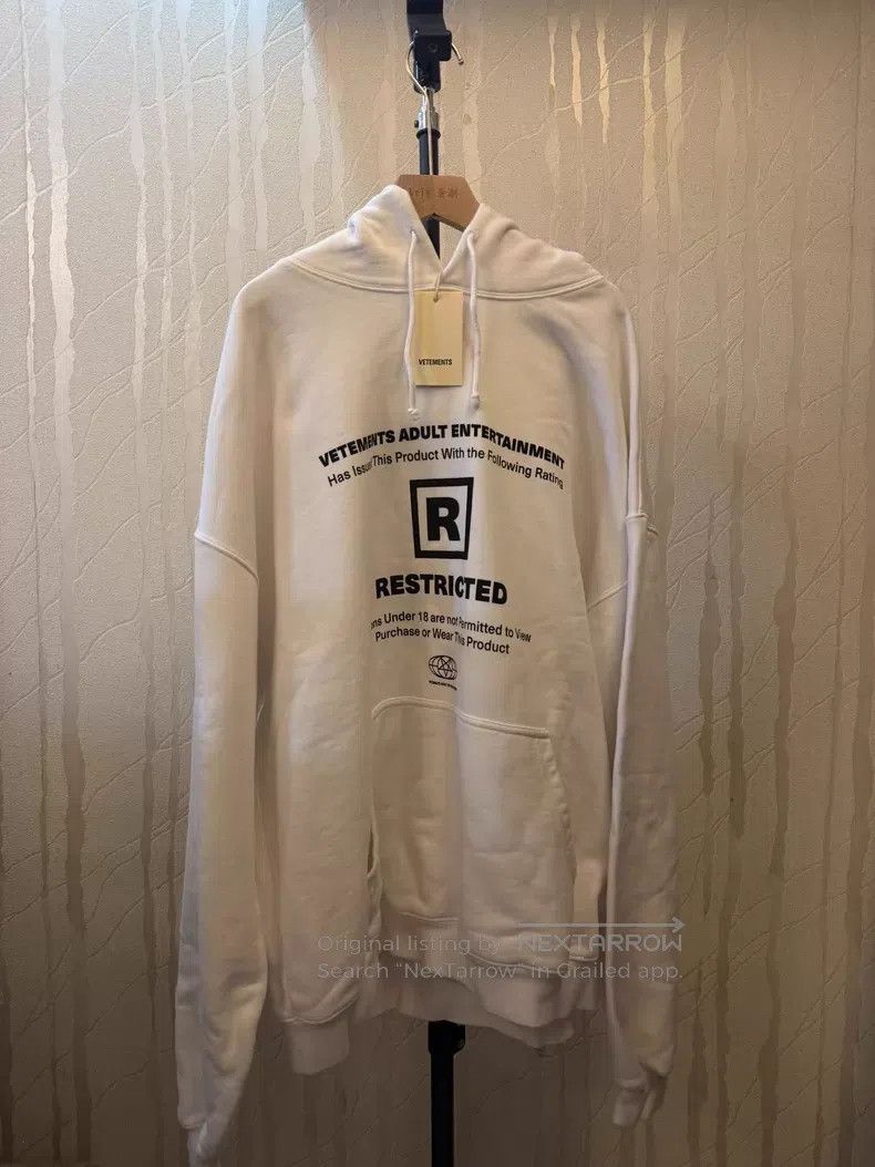 Vetements Vetements White Hooded Sweatshirt, Size S Size US S / EU 44-46 / 1 - 1 Thumbnail