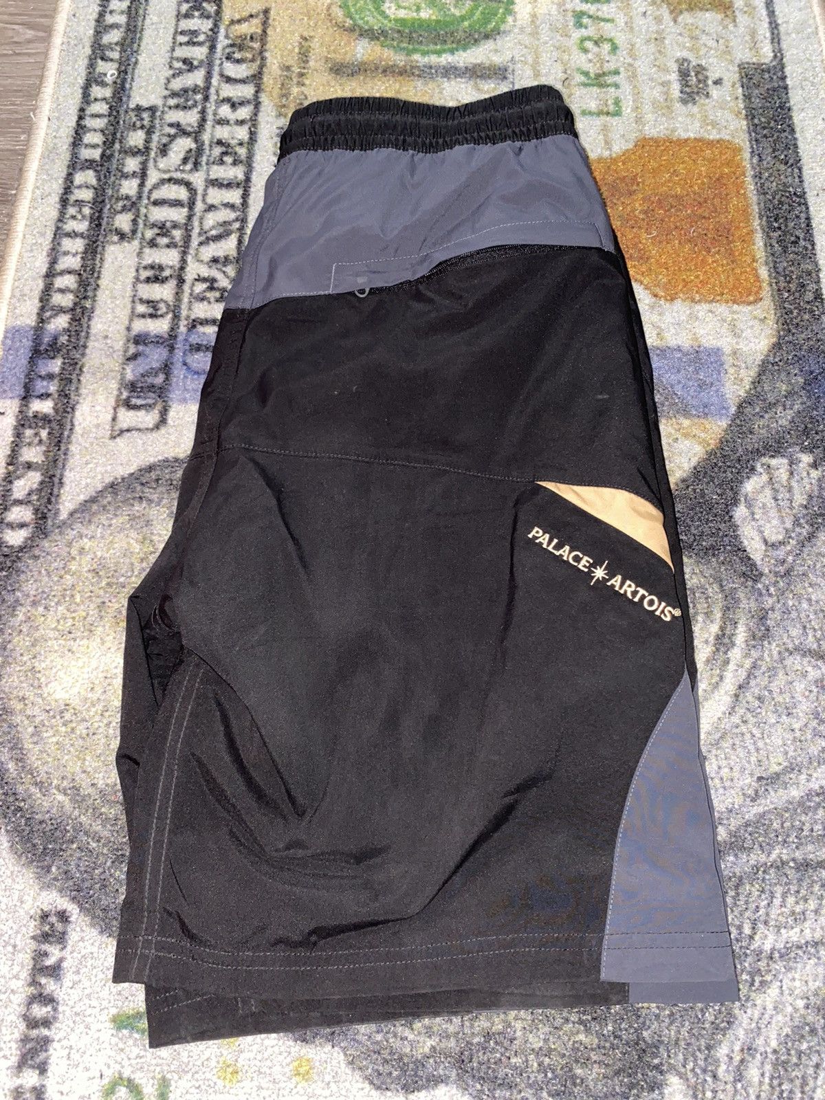 Palace Palace x Stella Artois Court Short Black Size US 30 / EU 46 - 3 Thumbnail