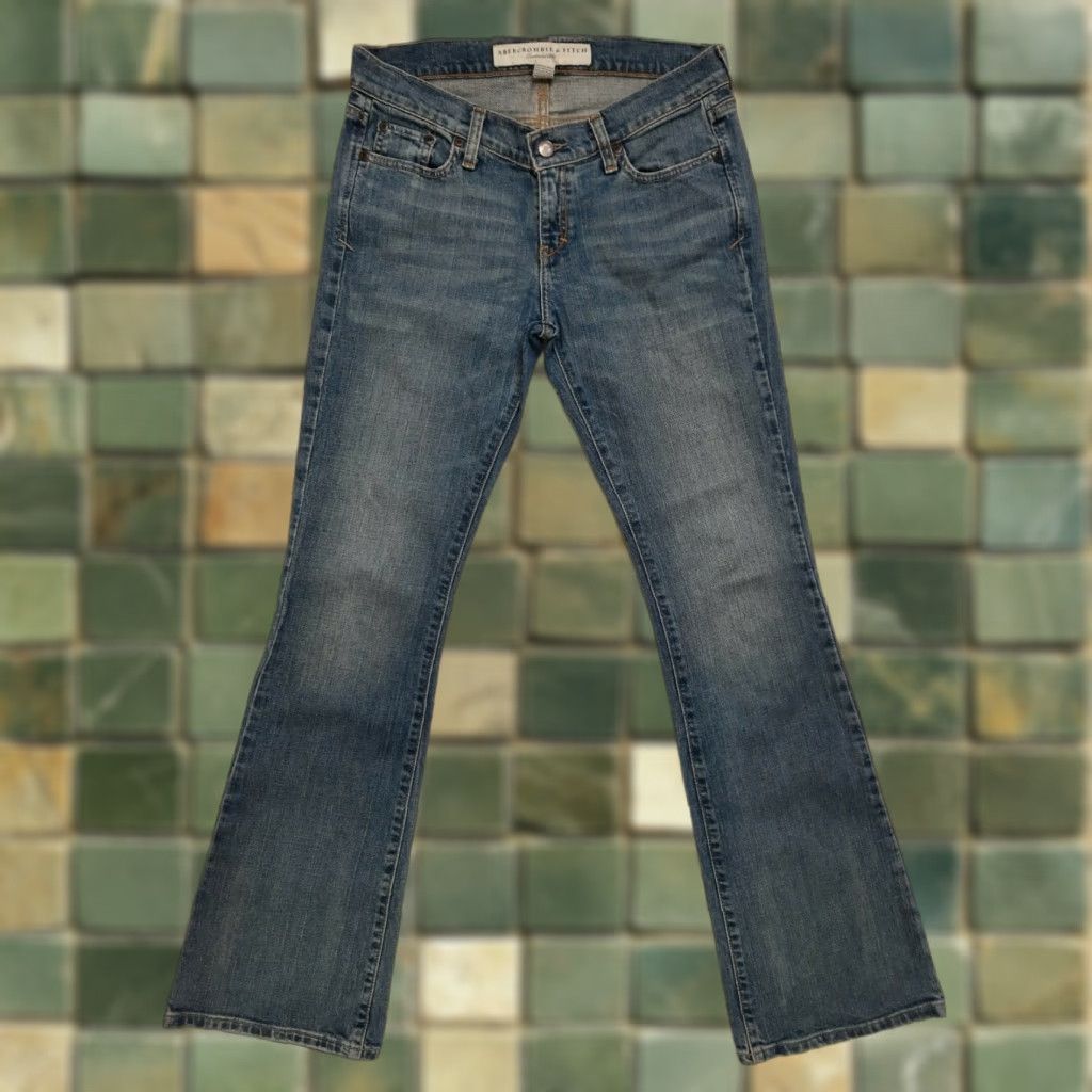 Abercrombie & Fitch VINTAGE Abercrombie & Fitch Women's Jeans Size 4 Denim Flared 29x32 Blue 2000s Womens Jeans Size 27" / US 4 / IT 40 - 1 Thumbnail