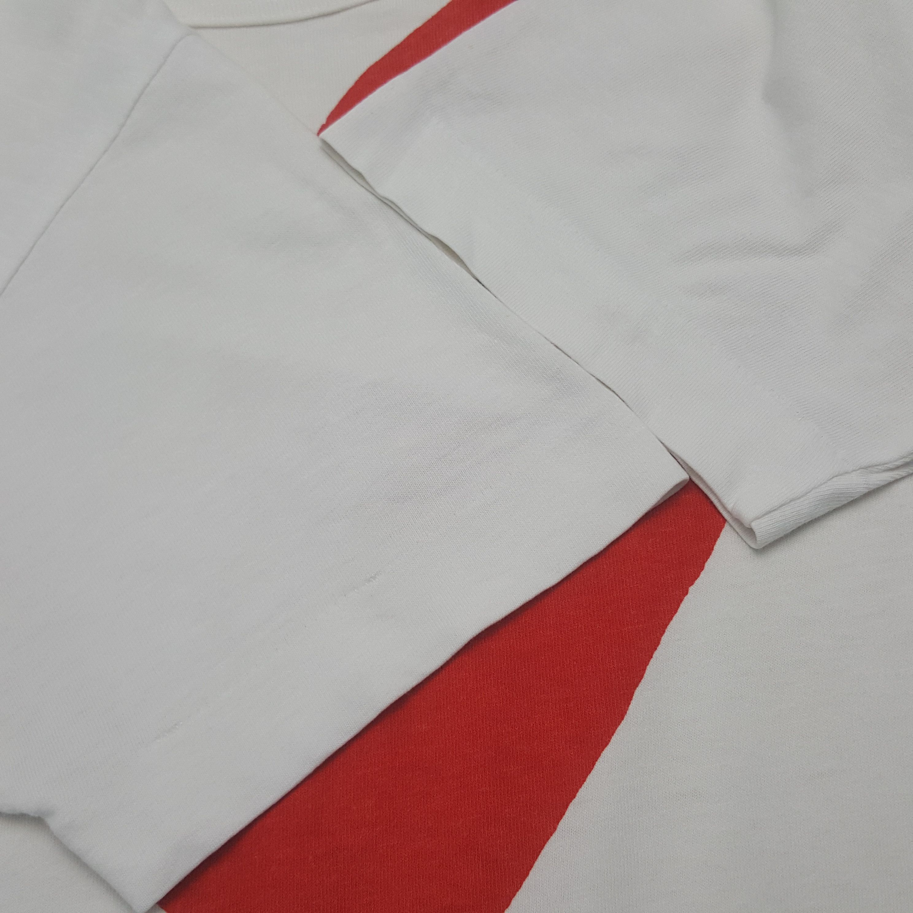 Comme des Garcons PLAY Vintage Comme des Garcons Big Logo Tshirt Size US S / EU 44-46 / 1 - 5 Thumbnail