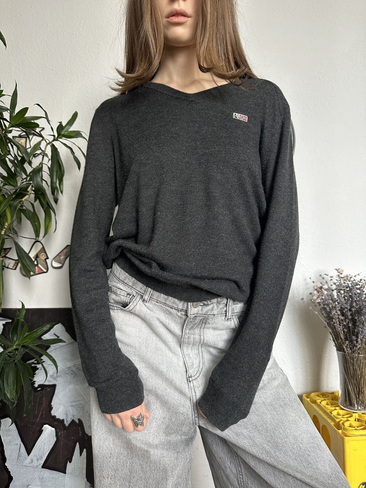 Napapijri × Vintage Napapijiri Geographic Blend Wool Sweater V-neck Size US S / EU 44-46 / 1 - 1 Thumbnail