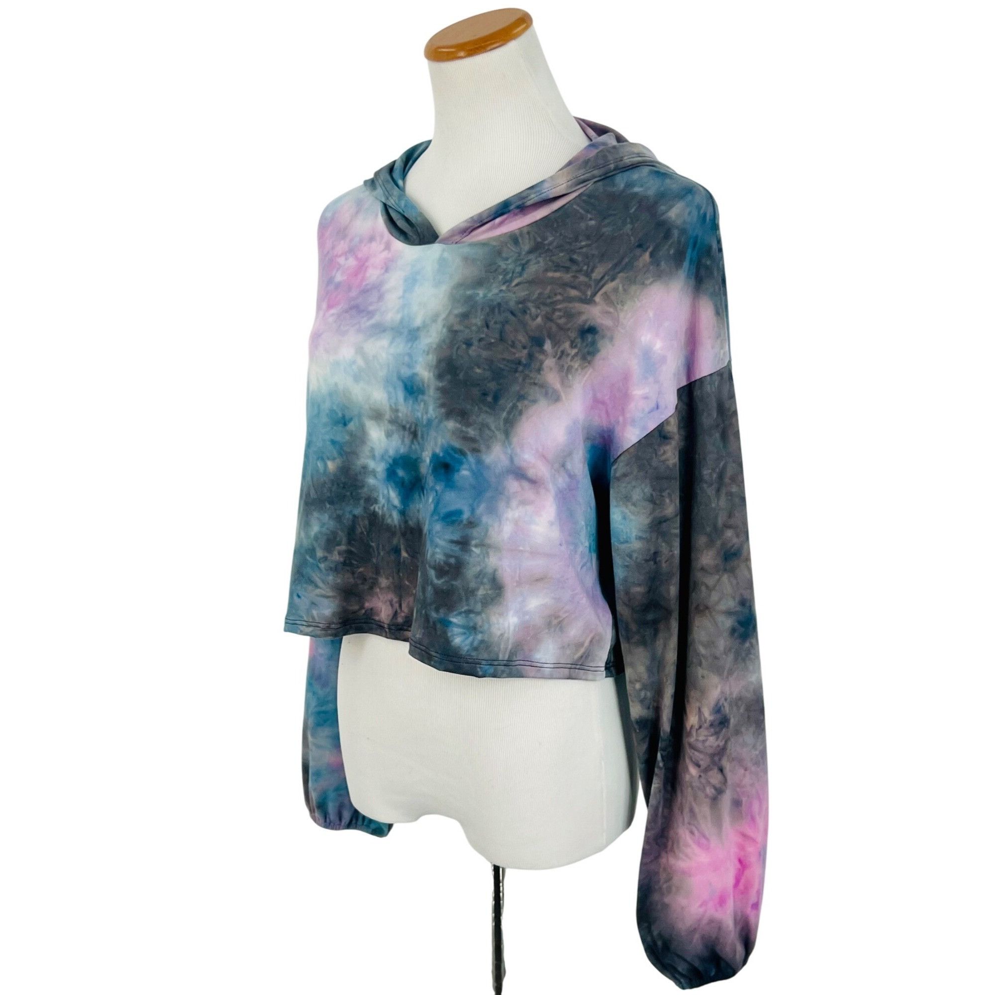 Other NWT Tie Dye Cropped Hoodie & Shorts 2 Piece Set | Athleisure Size L / US 10 / IT 46 - 13 Thumbnail