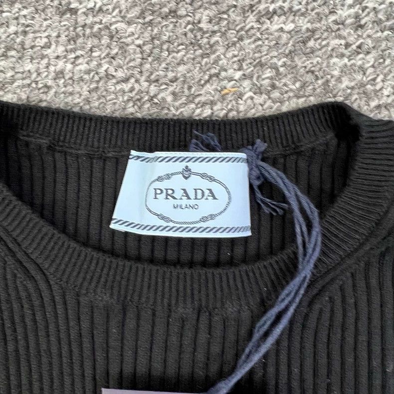Prada Prada Round-neck knitted undershirt 2505-Nextarrow Size XS / US 0-2 / IT 36-38 - 3 Thumbnail
