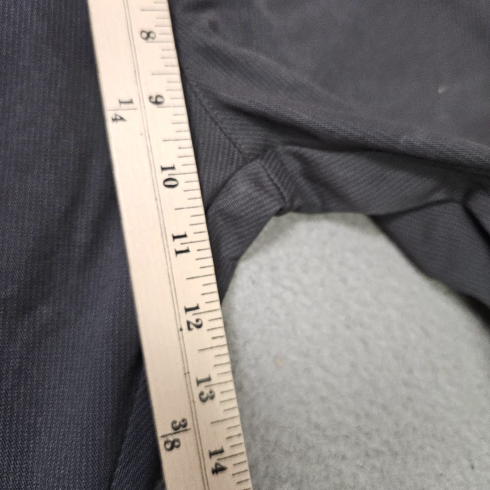 Dockers Dockers Pants Mens 34x30 Gray Pacific Modern Khaki Slim Tapered Casual Chino Size US 34 / EU 50 - 4 Thumbnail