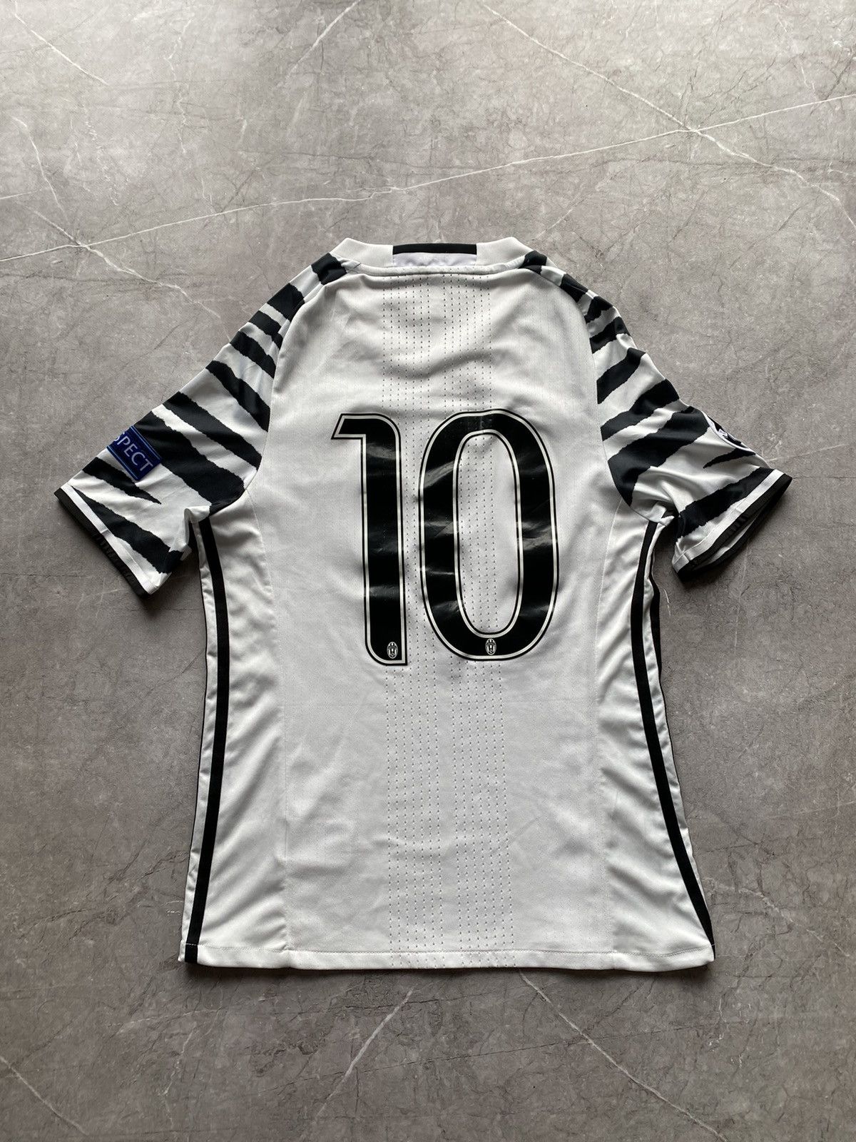 Adidas 🇮🇹Adidas 2016-17 FC Juventus # 10 Football Soccer Jersey Size US S / EU 44-46 / 1 - 4 Thumbnail