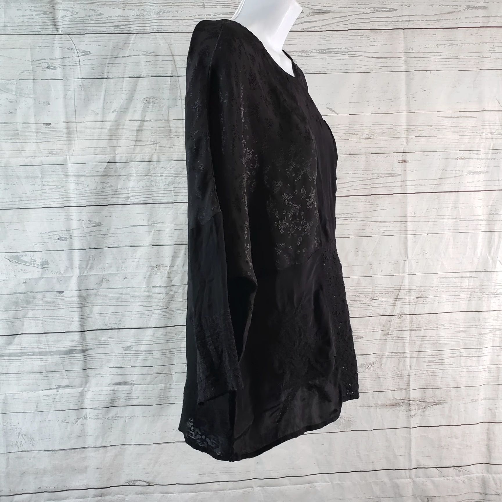 Desigual Desigual Womens Blouse M Black Floral Embroidered Viscose Blend Eyelet Shirt Womens Size M / US 6-8 / IT 42-44 - 4 Thumbnail