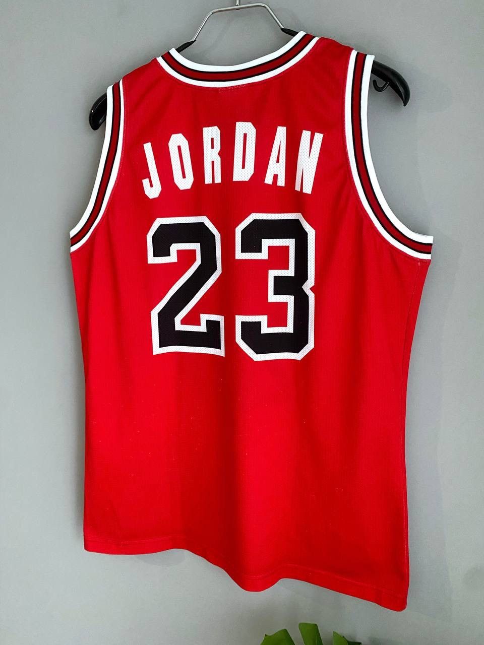 Champion Vintage 90s NBA Basketball Jersey Chicago Bulls #23 JORDAN M Size US M / EU 48-50 / 2 - 11 Thumbnail