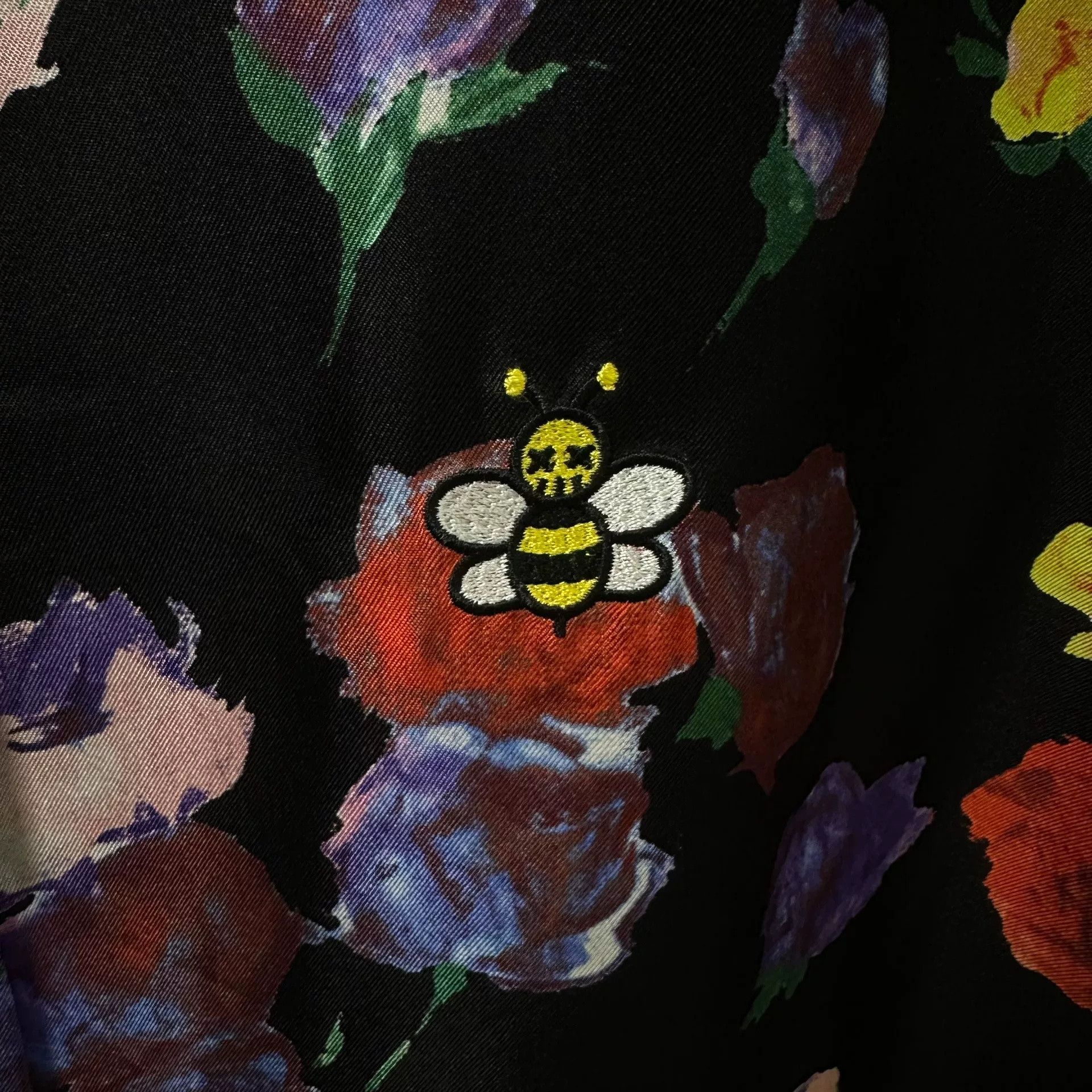 Dior Dior x Kaws Silk Short-Sleeve Shirt Size US M / EU 48-50 / 2 - 2 Thumbnail