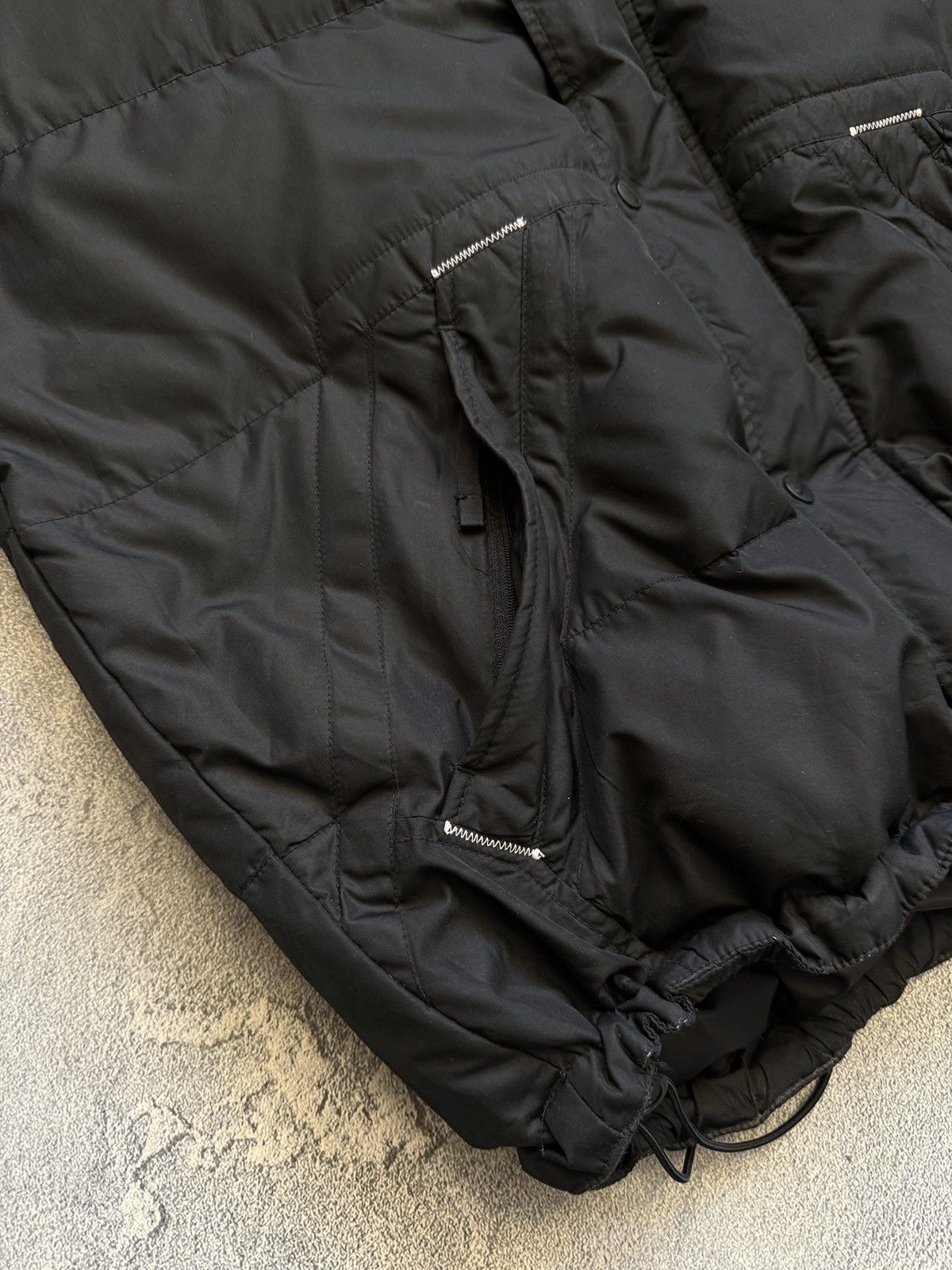 Nike Vintage Nike down jacket big logo Swoosh Drill Gorpcore Size US M / EU 48-50 / 2 - 9 Thumbnail