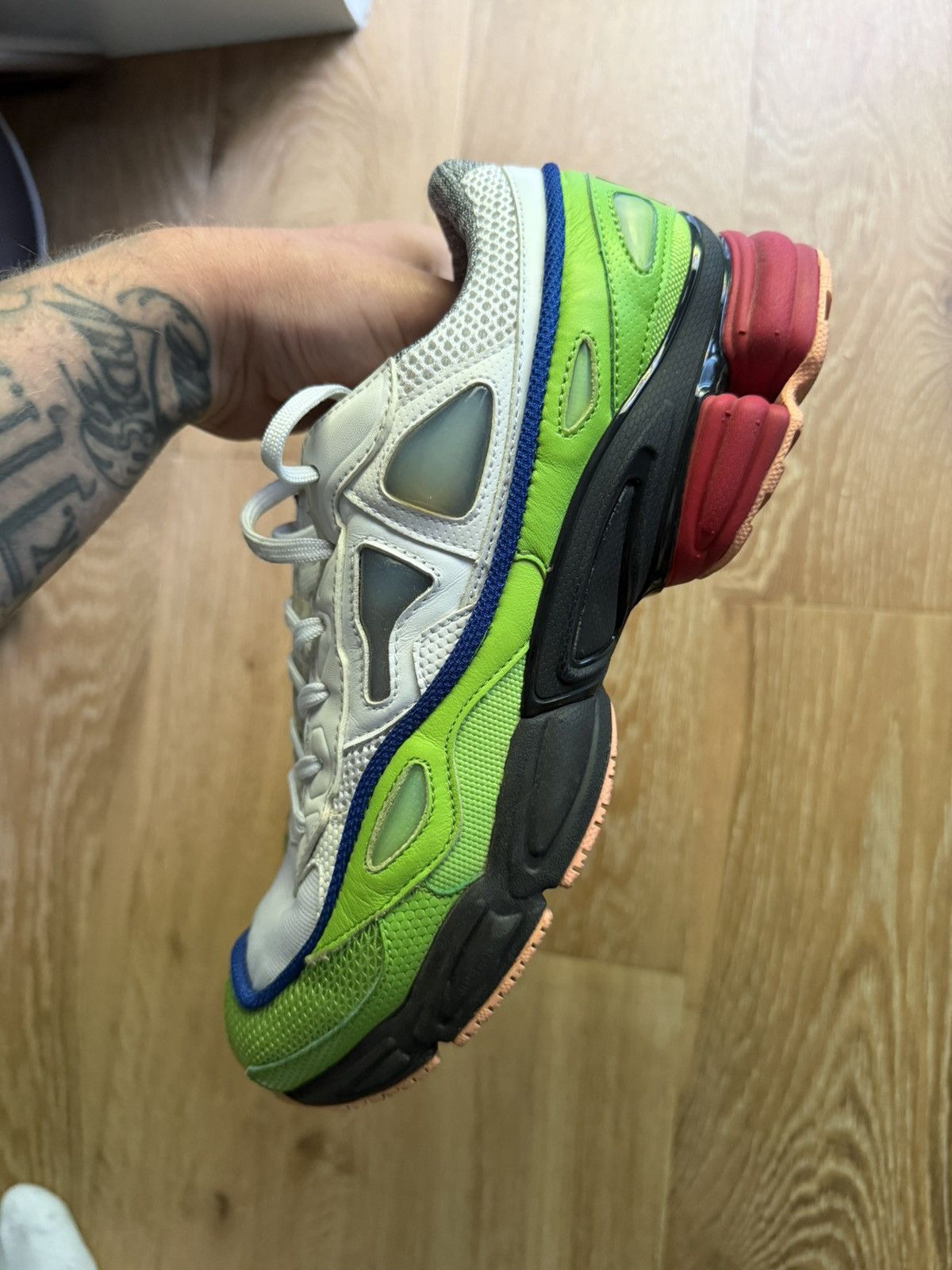 Adidas × Raf Simons Adidas Raf Simons Ozweego Size US 8 / EU 41 - 4 Thumbnail