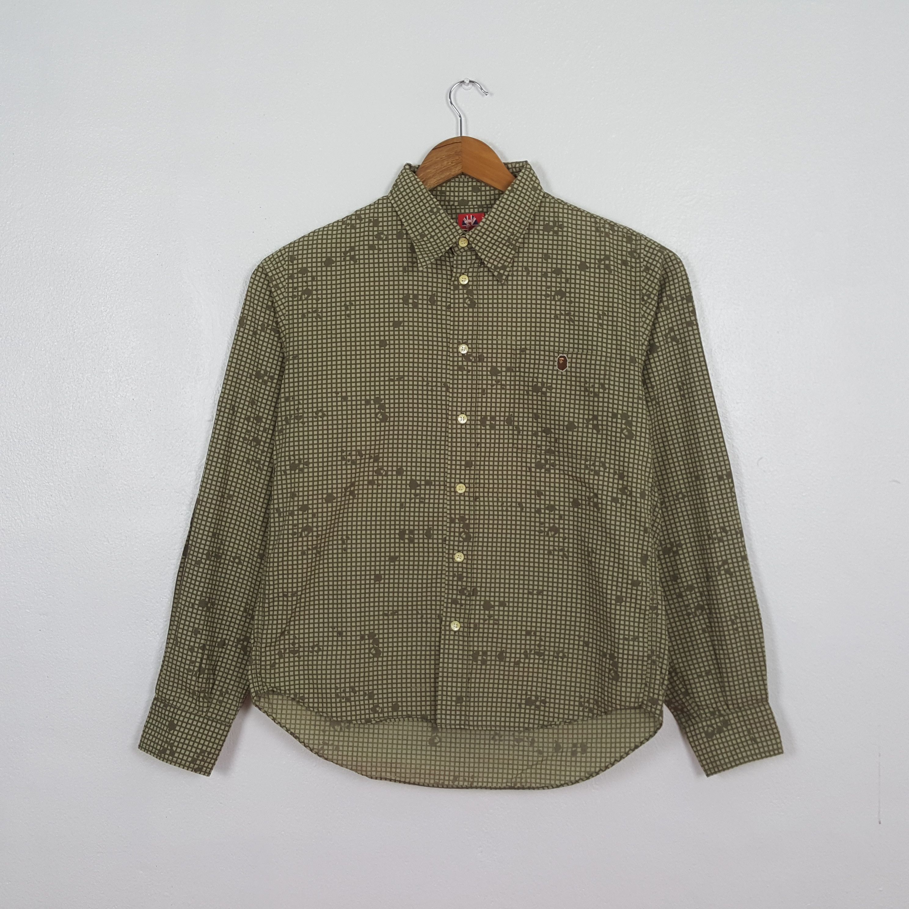 Bape Vintage A Bathing Ape Bape Japanese Brand Shirt C319N29 Size US S / EU 44-46 / 1 - 1 Thumbnail